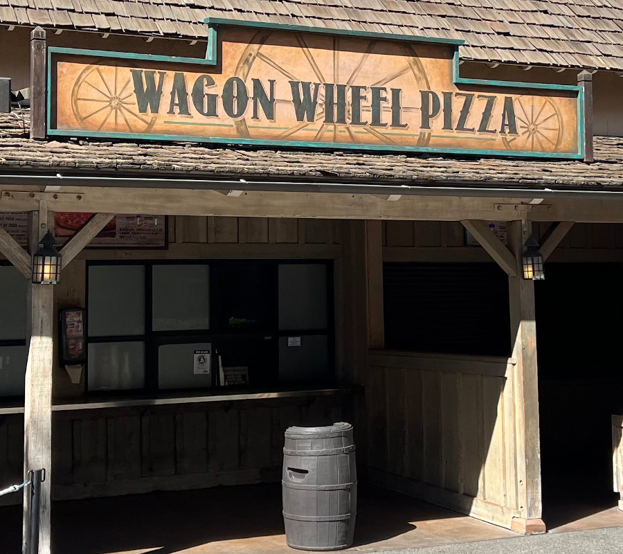 Wagon Wheel Pizza