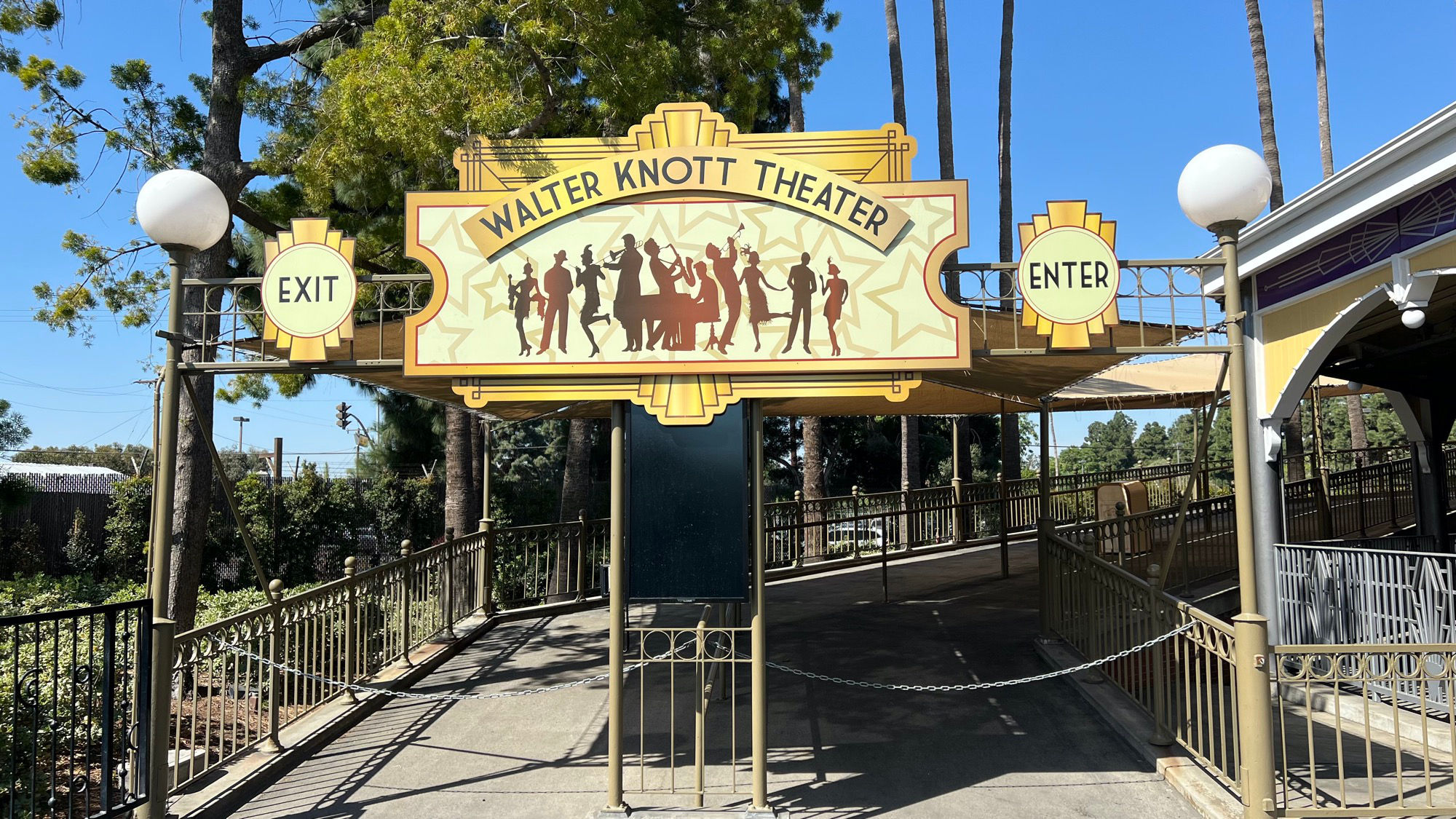 Walter Knott Theater