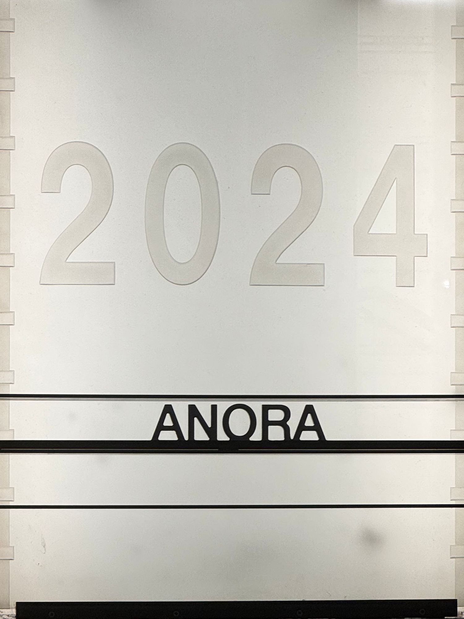 Anora