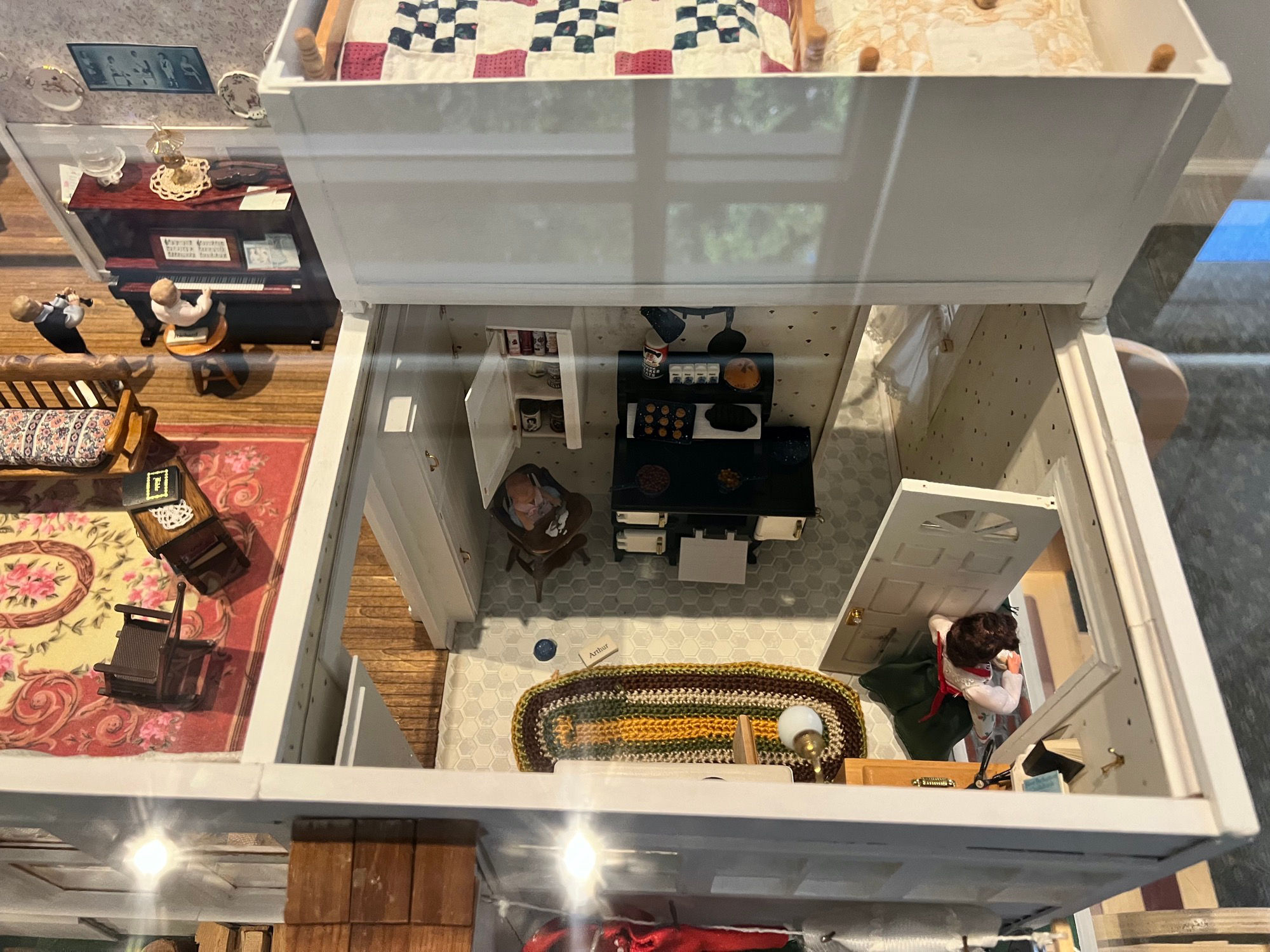 Nixon's Dollhouse Kitchen