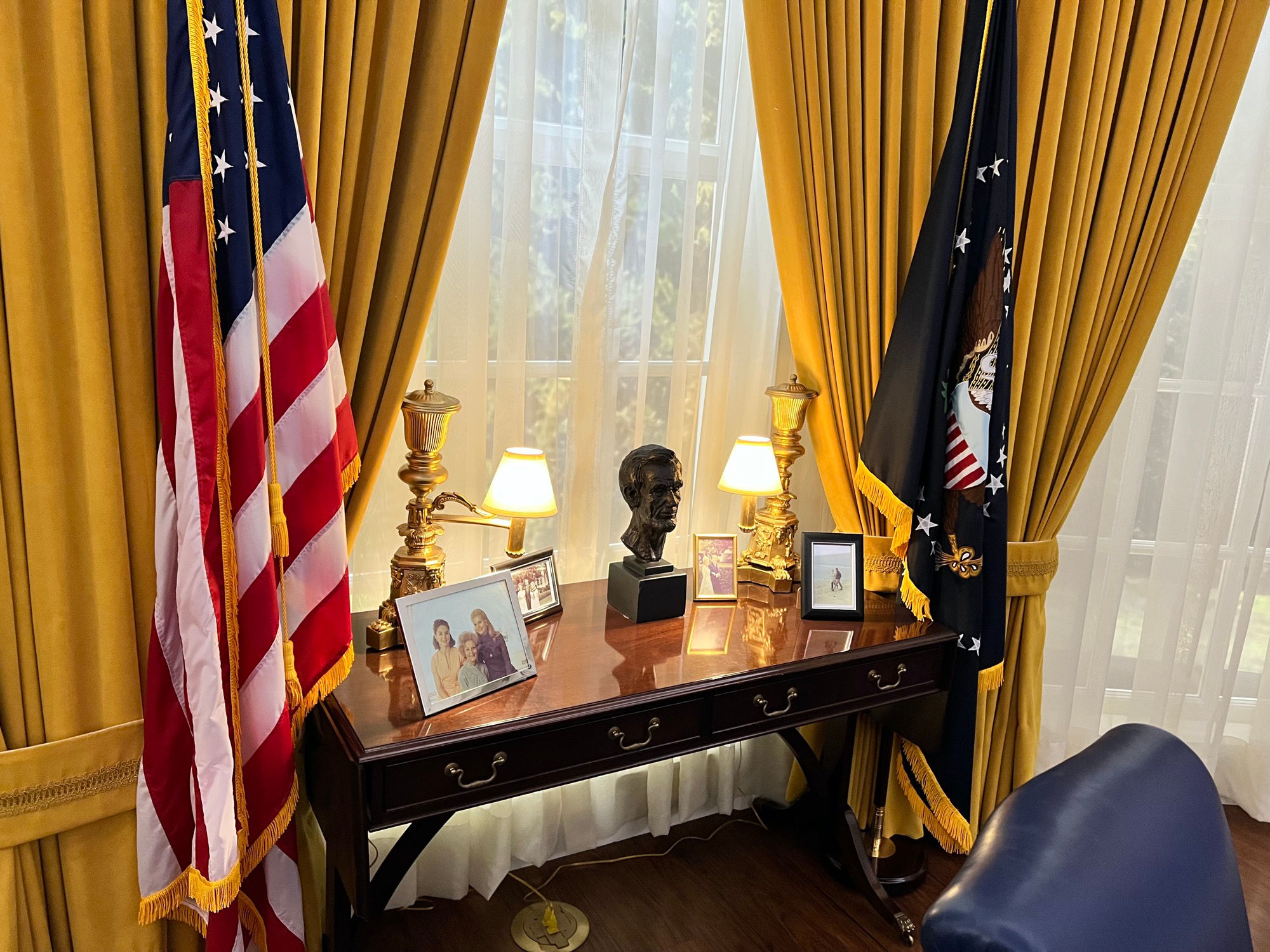 Oval Office Credenza