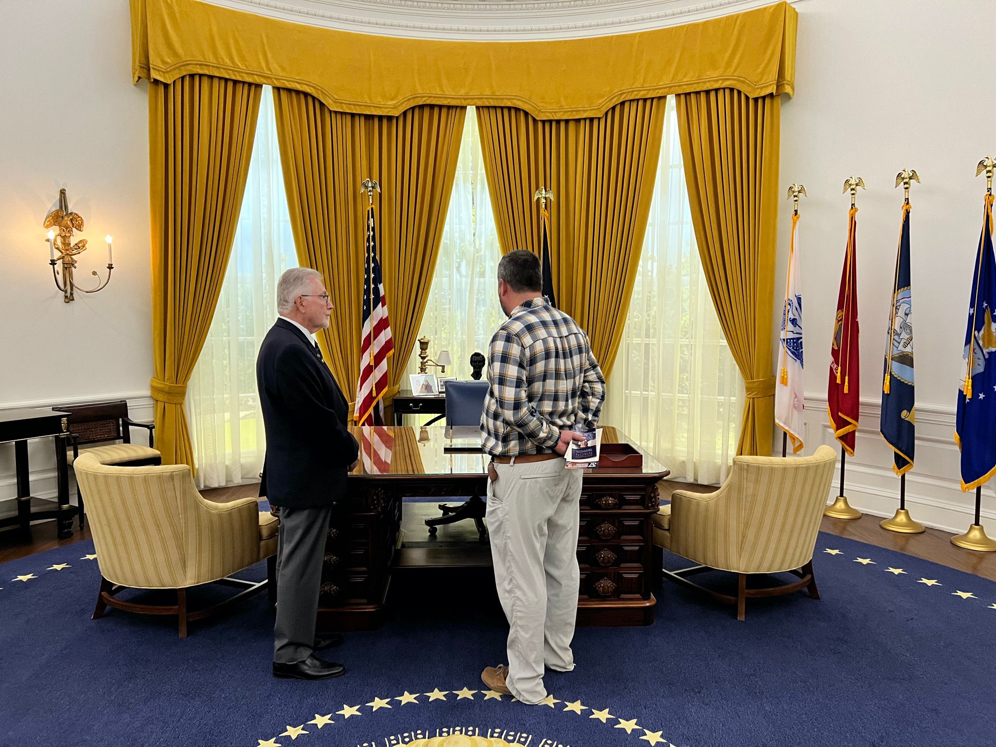 Oval Office Wilson Desk