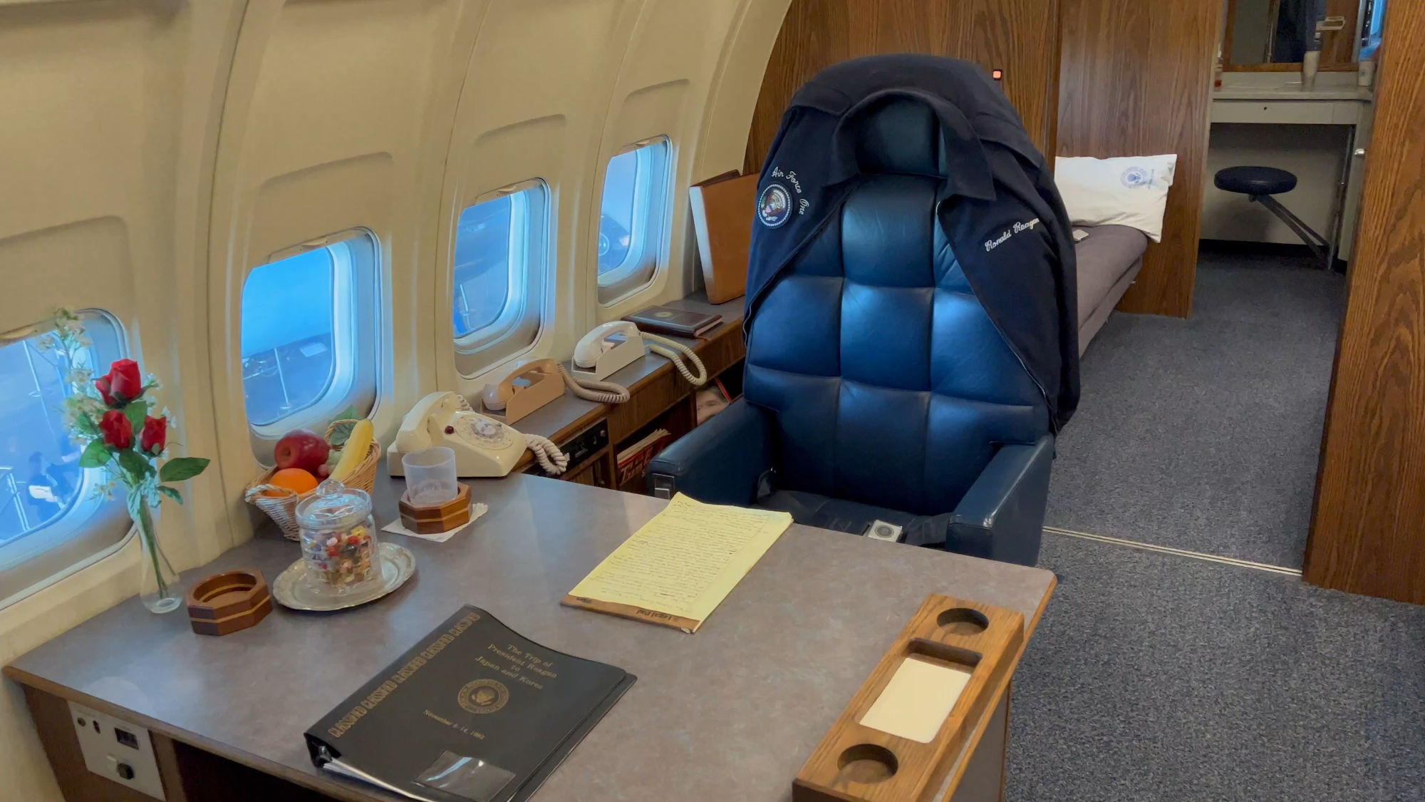 Office Air Force One Office