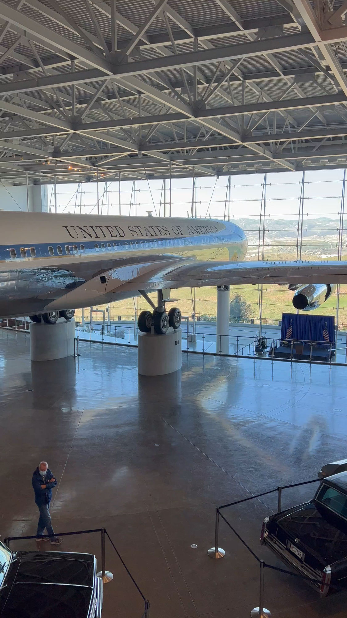 Air Force One Right Side
