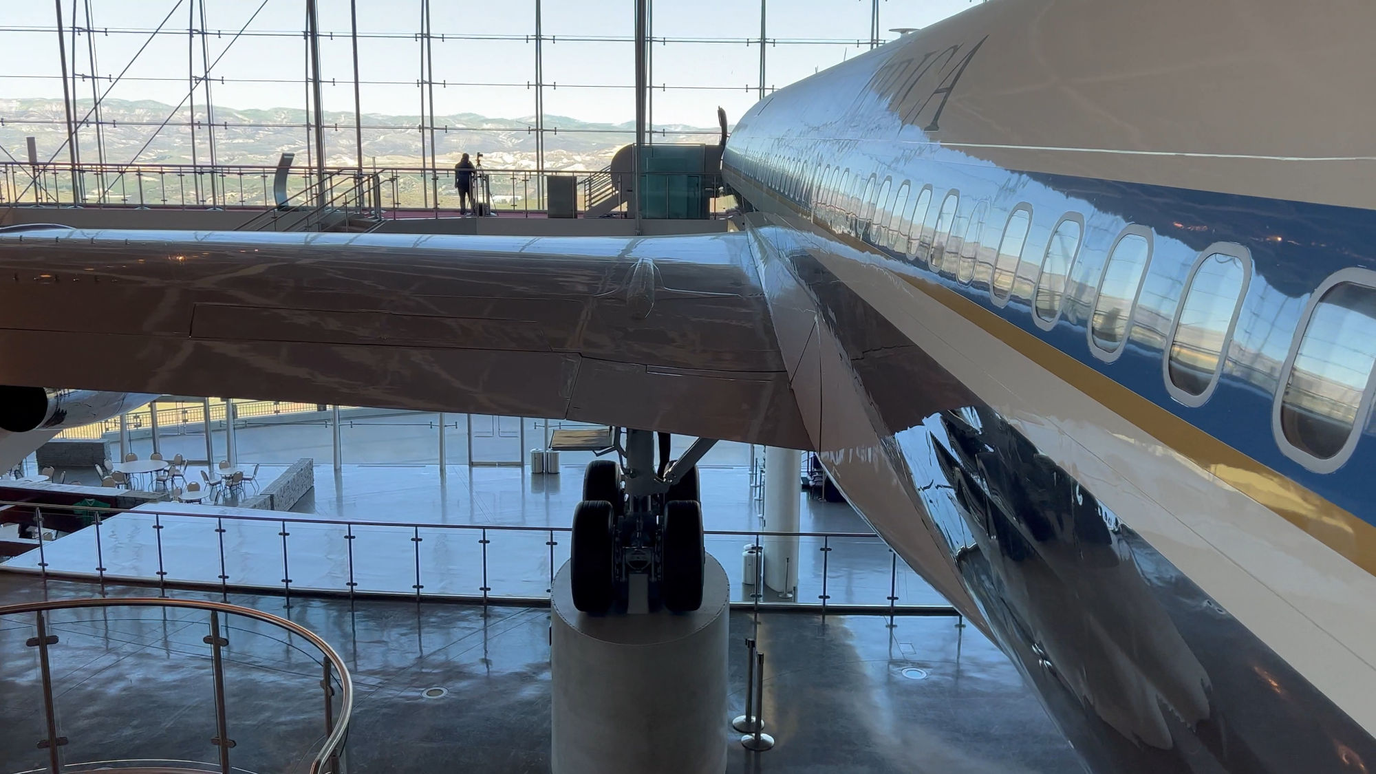 Wing Air Force One Wing