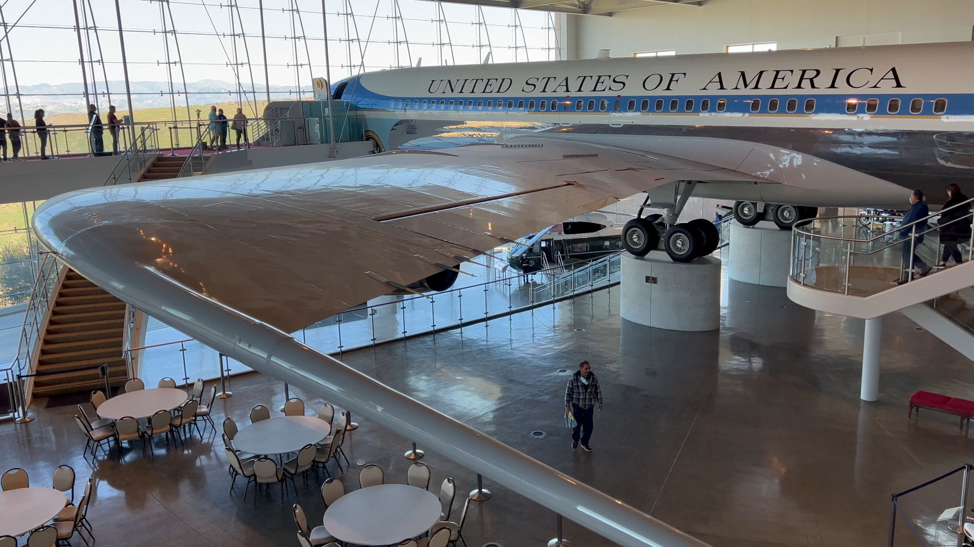 Air Force One Wing