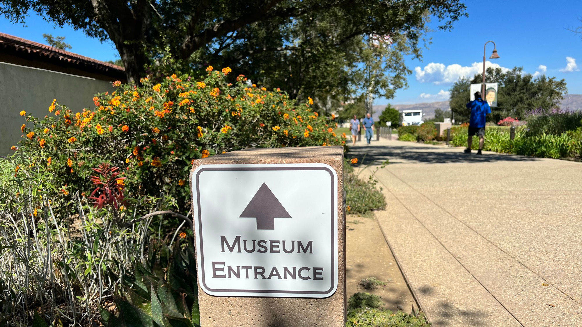 Reagan Library Entrance Walkway