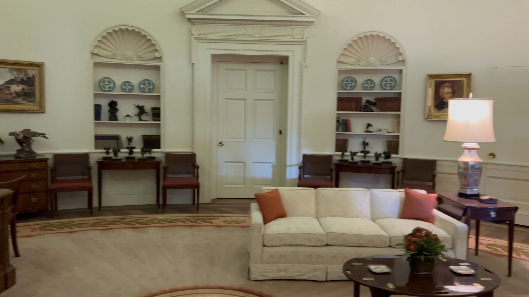 Oval Office Replica