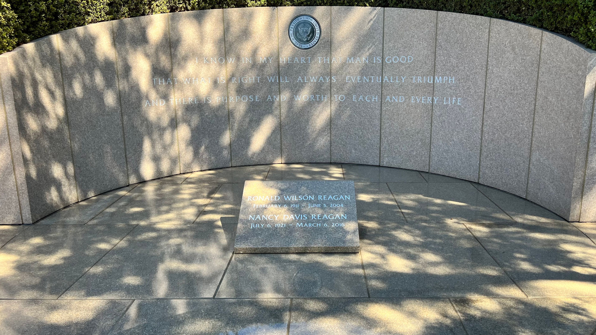 Ronald Reagan Burial Place Memorial Site Ronald Reagan Burial Place