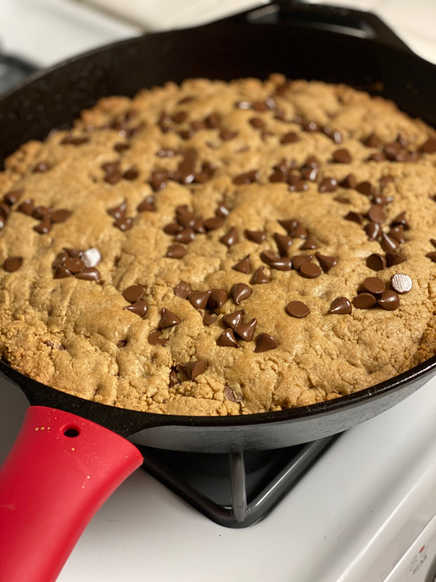Chocolate Chip Cast-Iron Pan Cookie Chocolate Chip