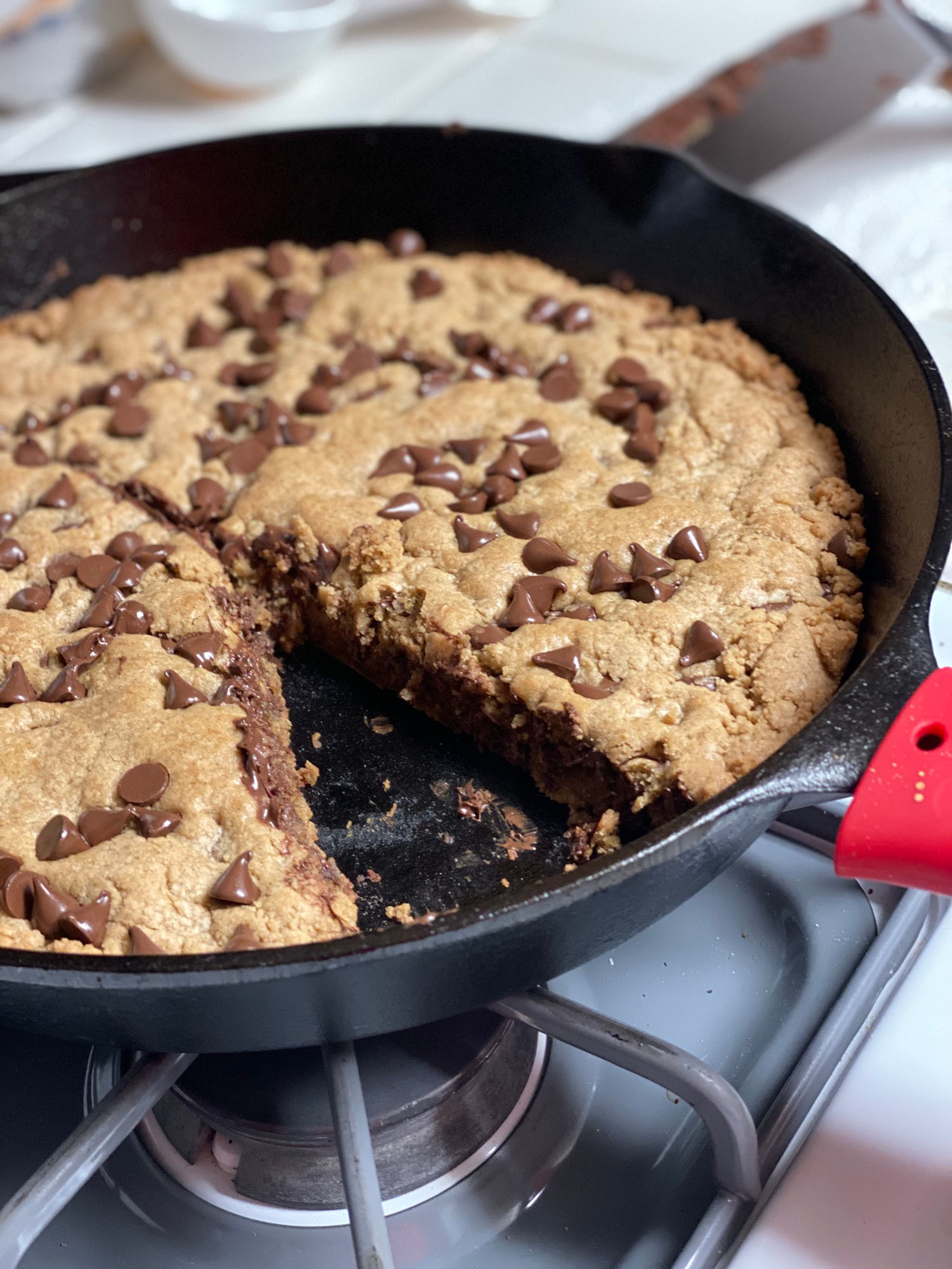 Chocolate Chip Wedge Cast-Iron Pan Cookie Chocolate Chip Wedge