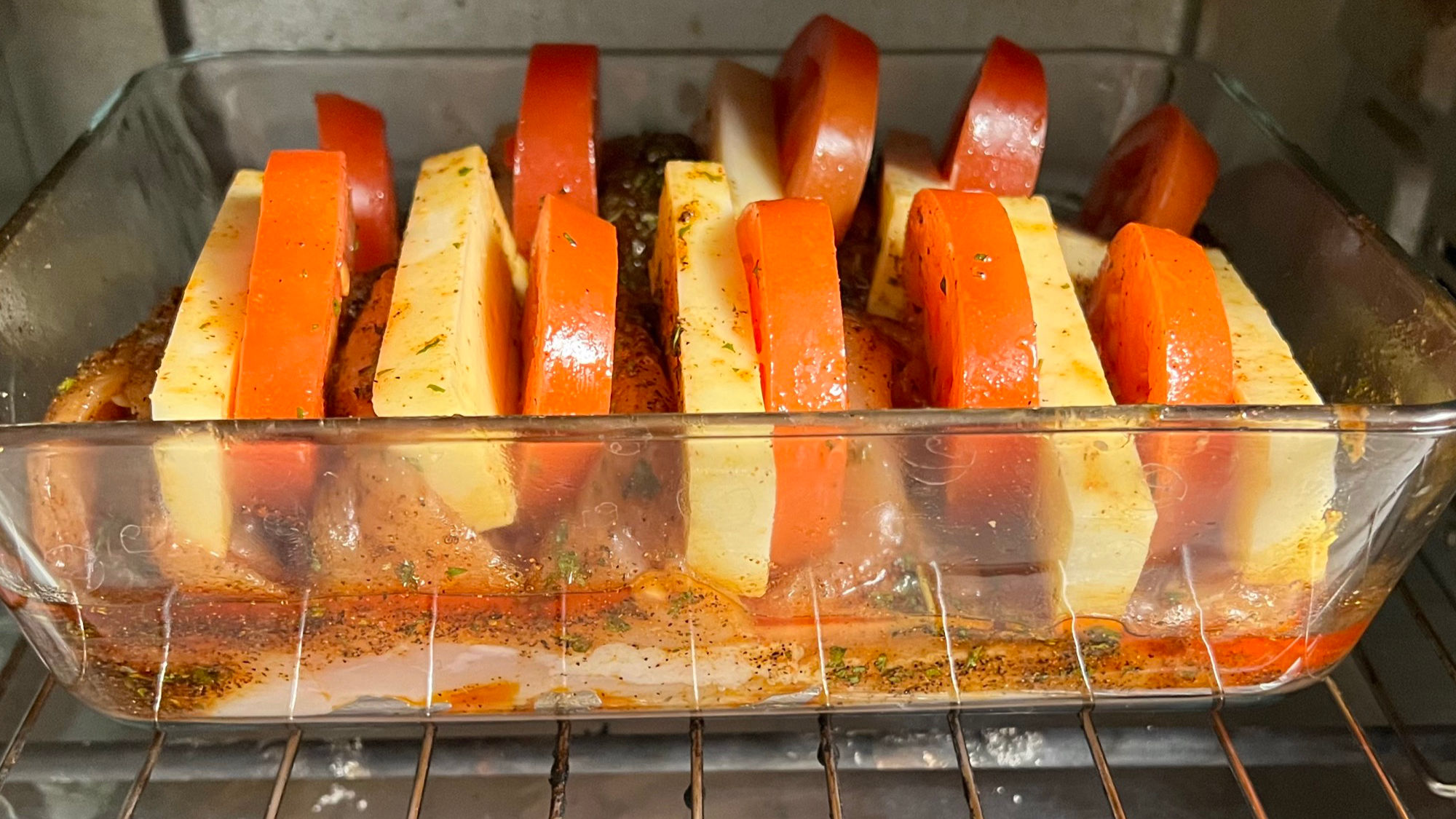 Oven Cheesy Tomato Chicken Oven