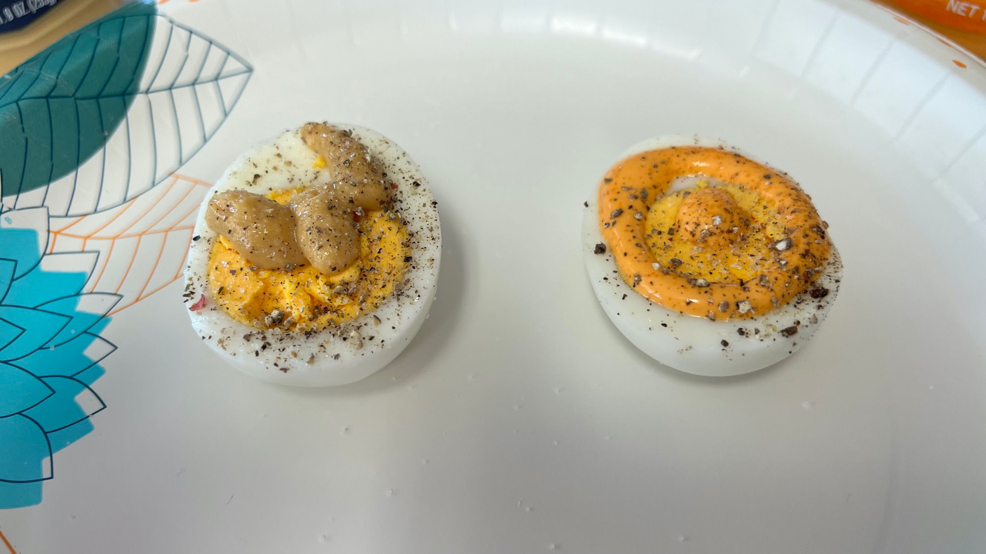 Hard Boiled Eggs Sriracha Mayo