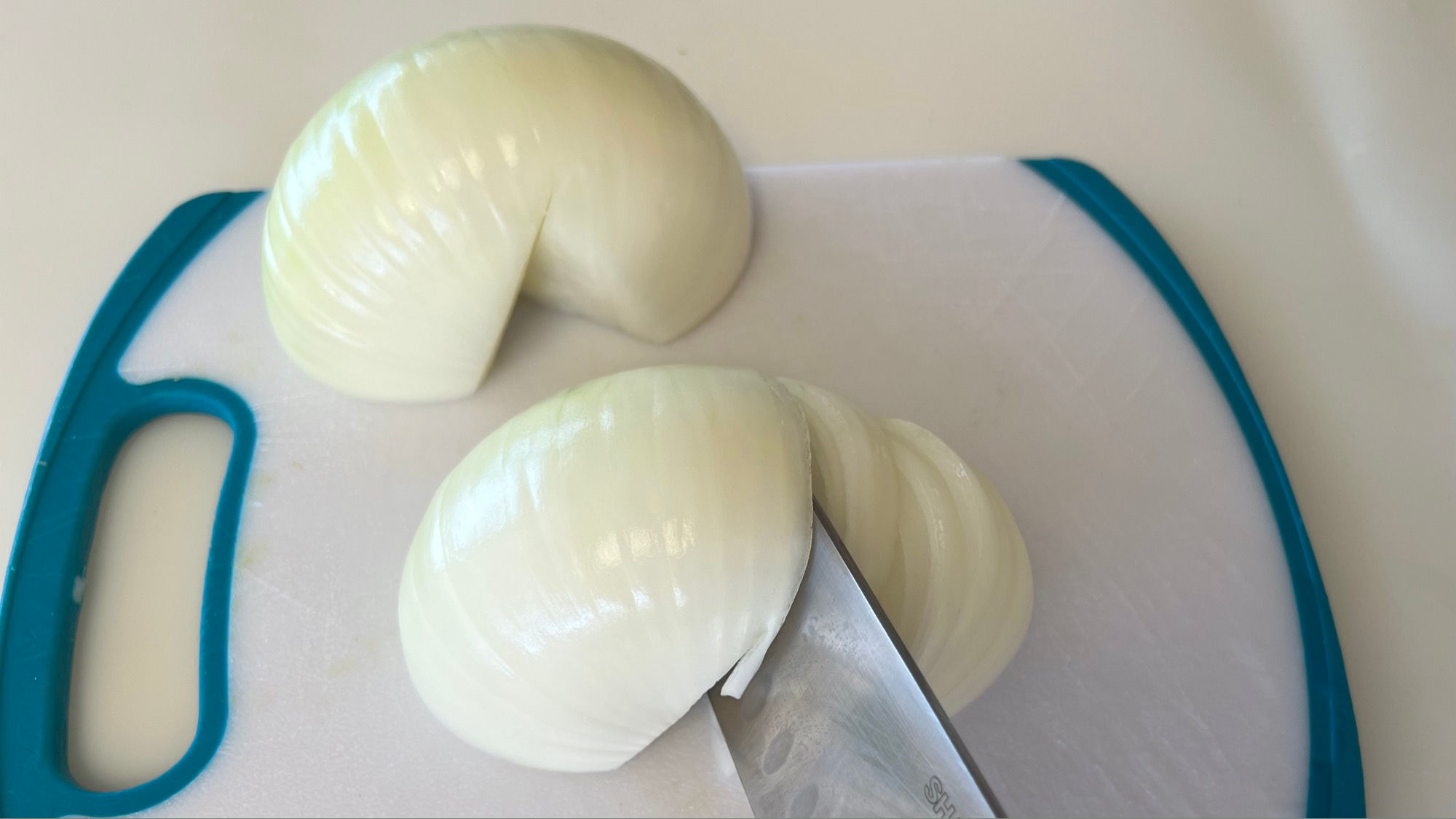 Slice with Grain How to Slice an Onion Slice with Grain