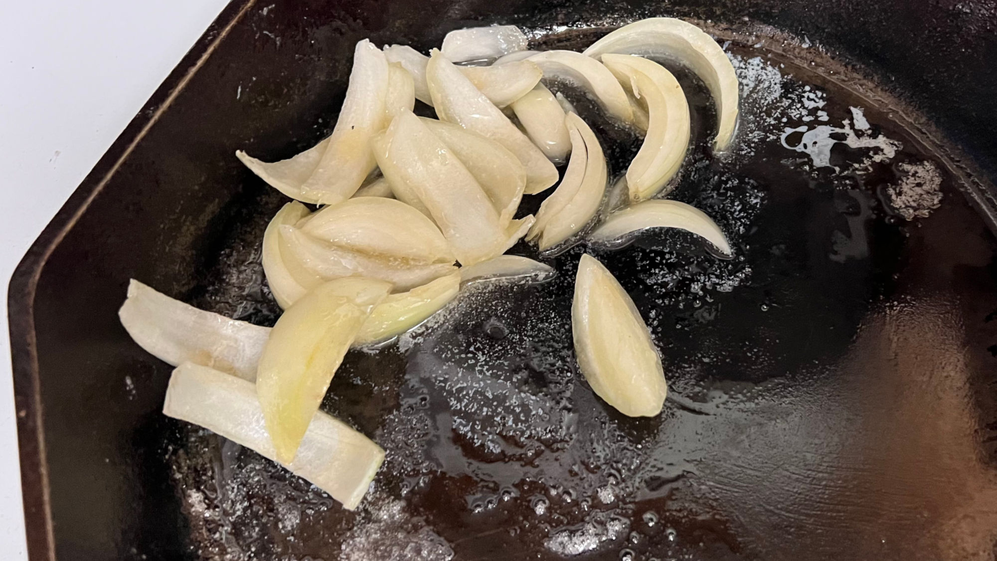How to Slice an Onion To Caramelize