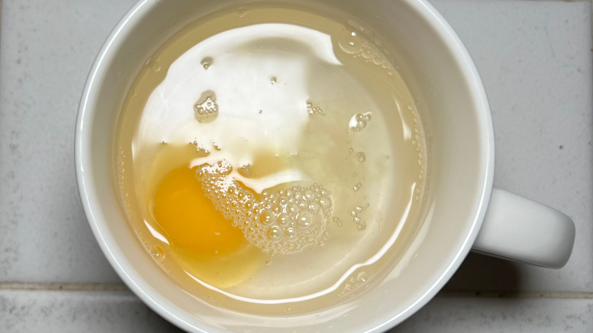 Poach Eggs in Microwave 
