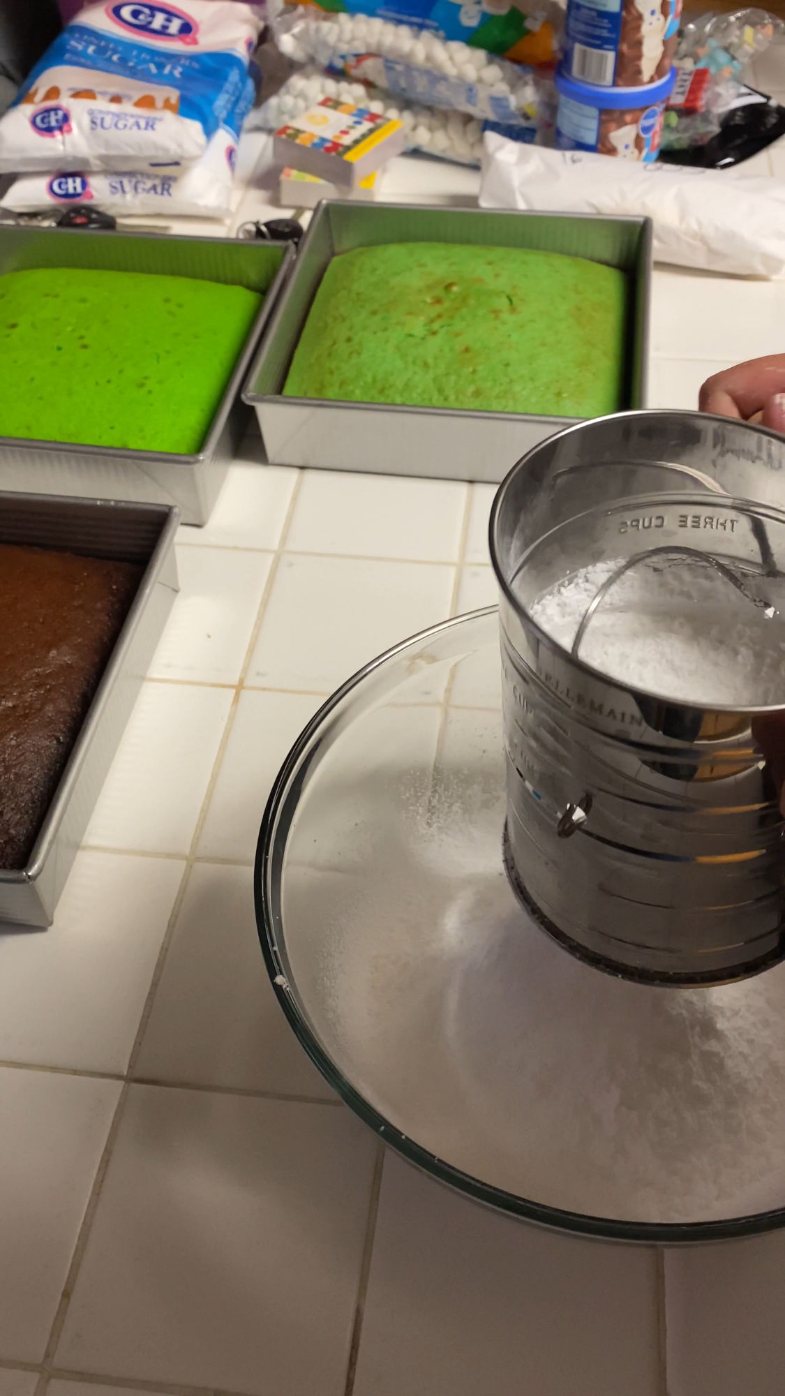 Sifting Sugar Minecraft Cake Sifting Sugar
