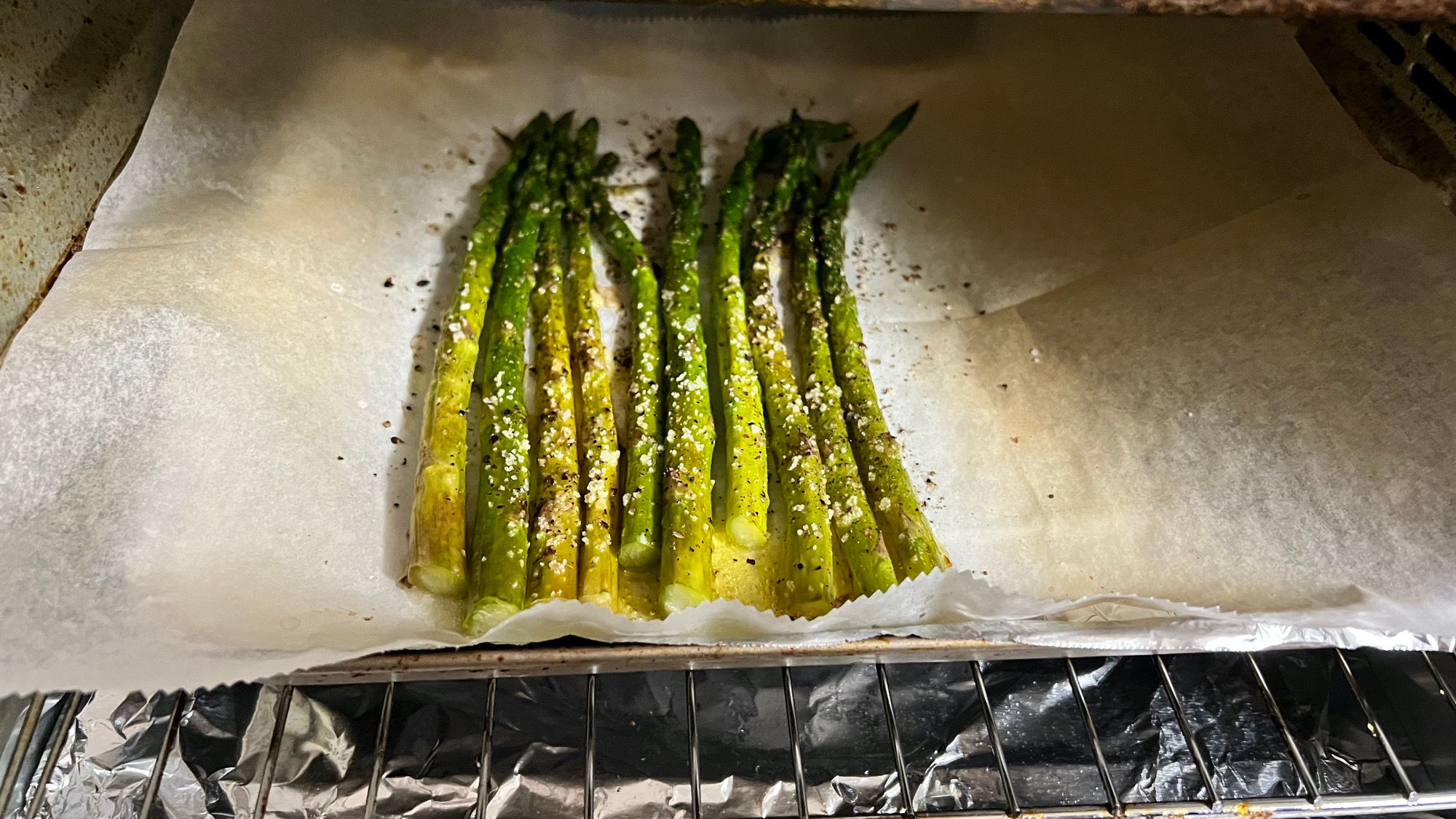 Roasted Asparagus Cooking