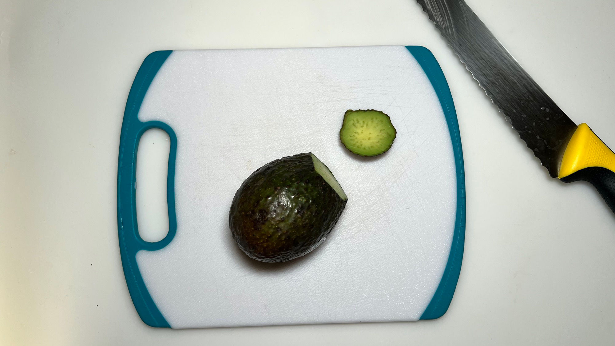 Chop the Nub Off Slice an Avocado Chop the Nub Off