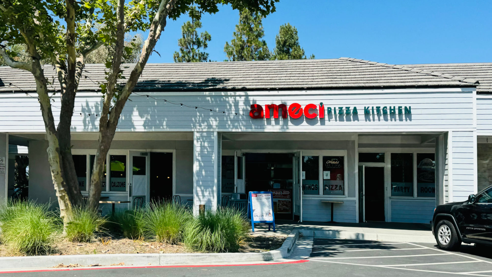 Thousand Oaks, California Ameci Pizza Kitchen Thousand Oaks