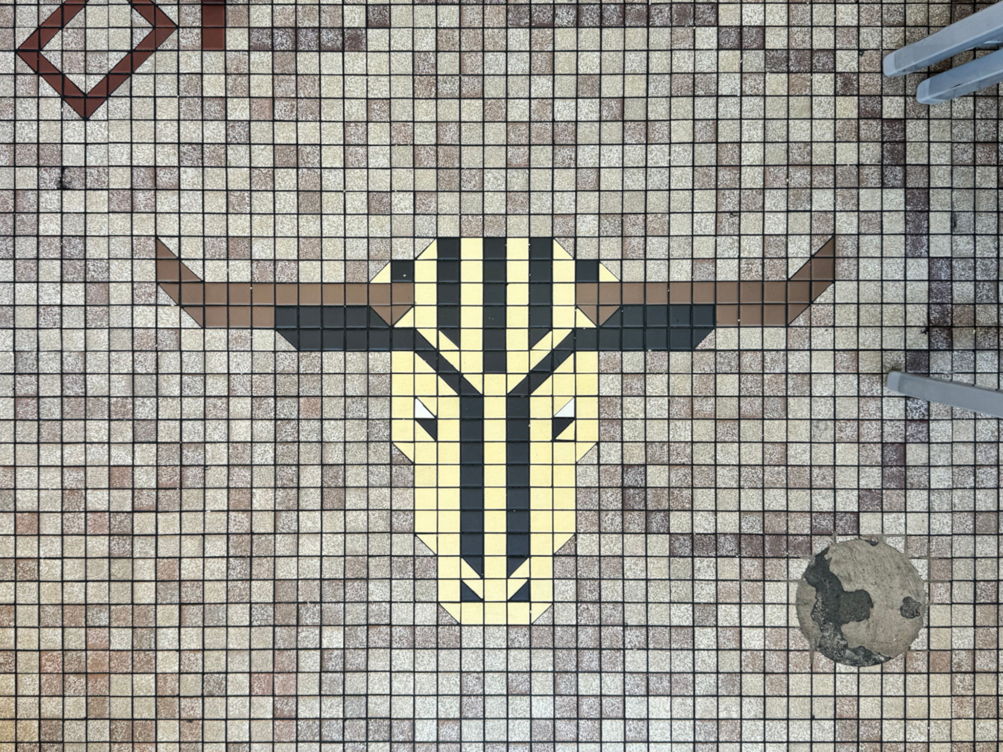 Western Theme Tile Floor Arby's Western Theme Tile Floor