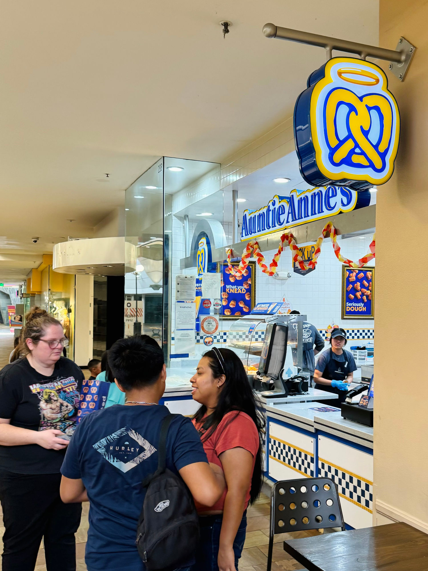 Buena Park Sign Auntie Anne's Buena Park Sign