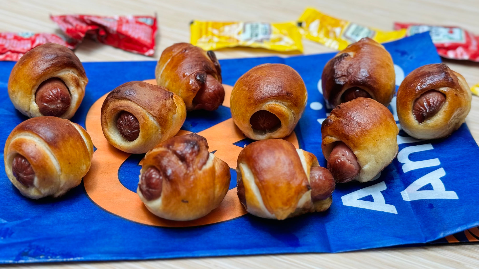 10 Count Auntie Anne's Mini Pretzel Dogs 10 Count