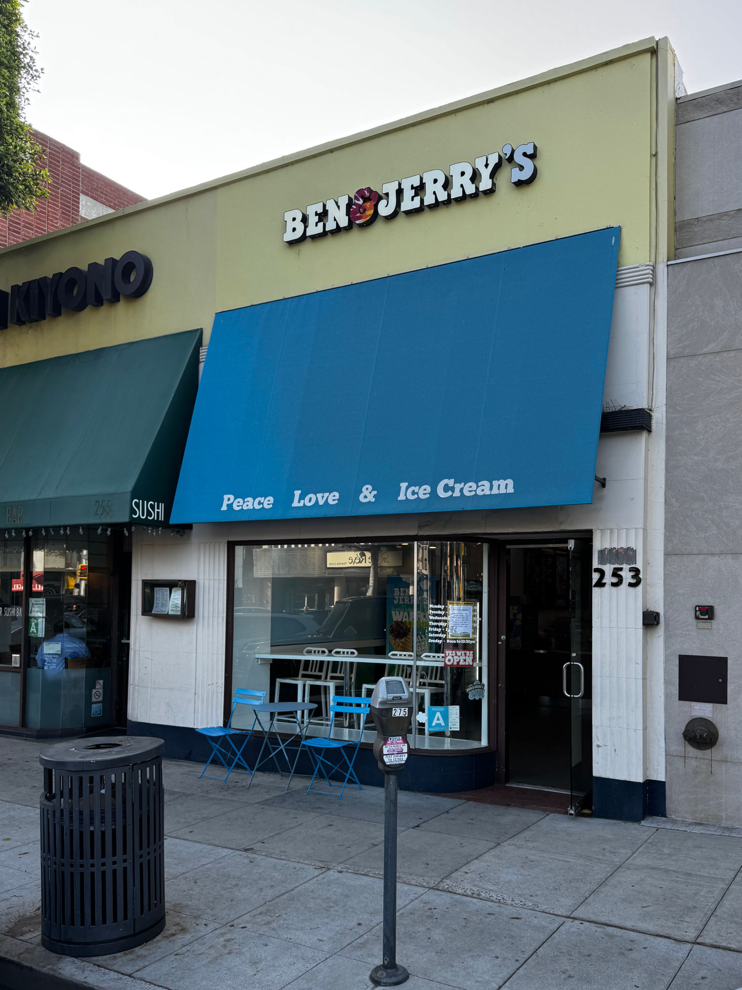 Beverly Hills Ben & Jerry's Beverly Hills