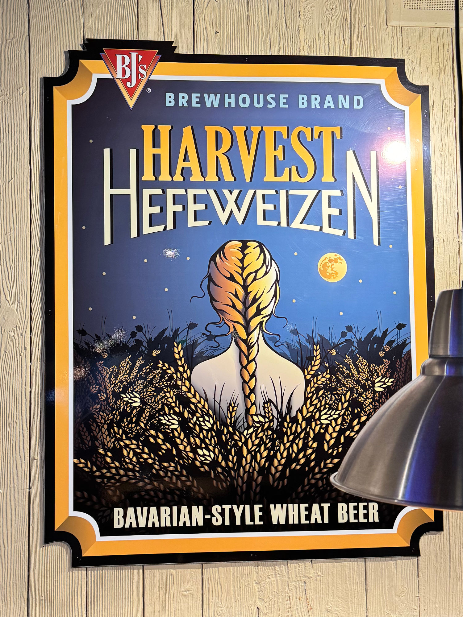 Harvest Hefeweizen BJ's Beers Harvest Hefeweizen