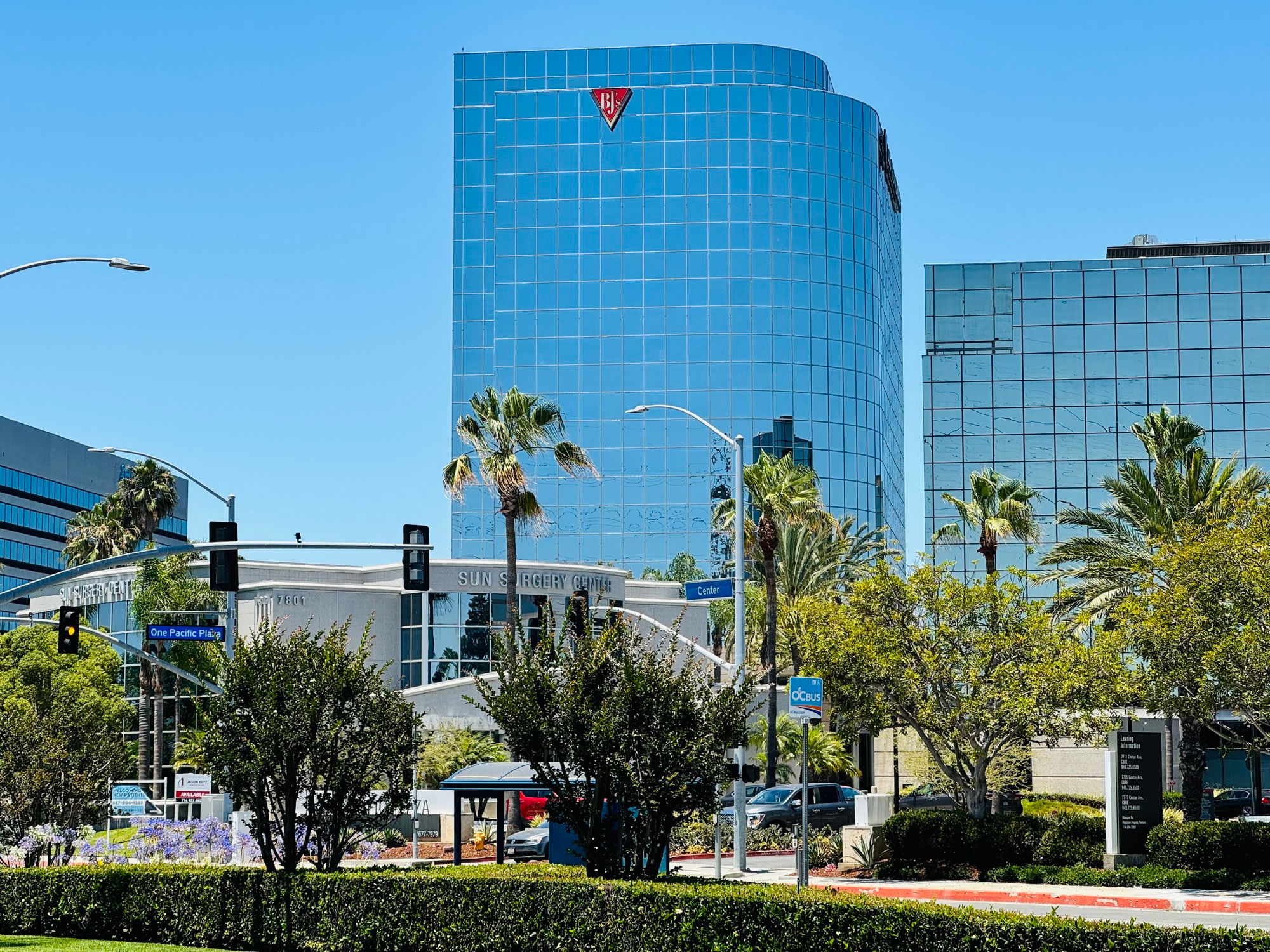 BJ's Restaurants Inc BJ's Restaurants Inc