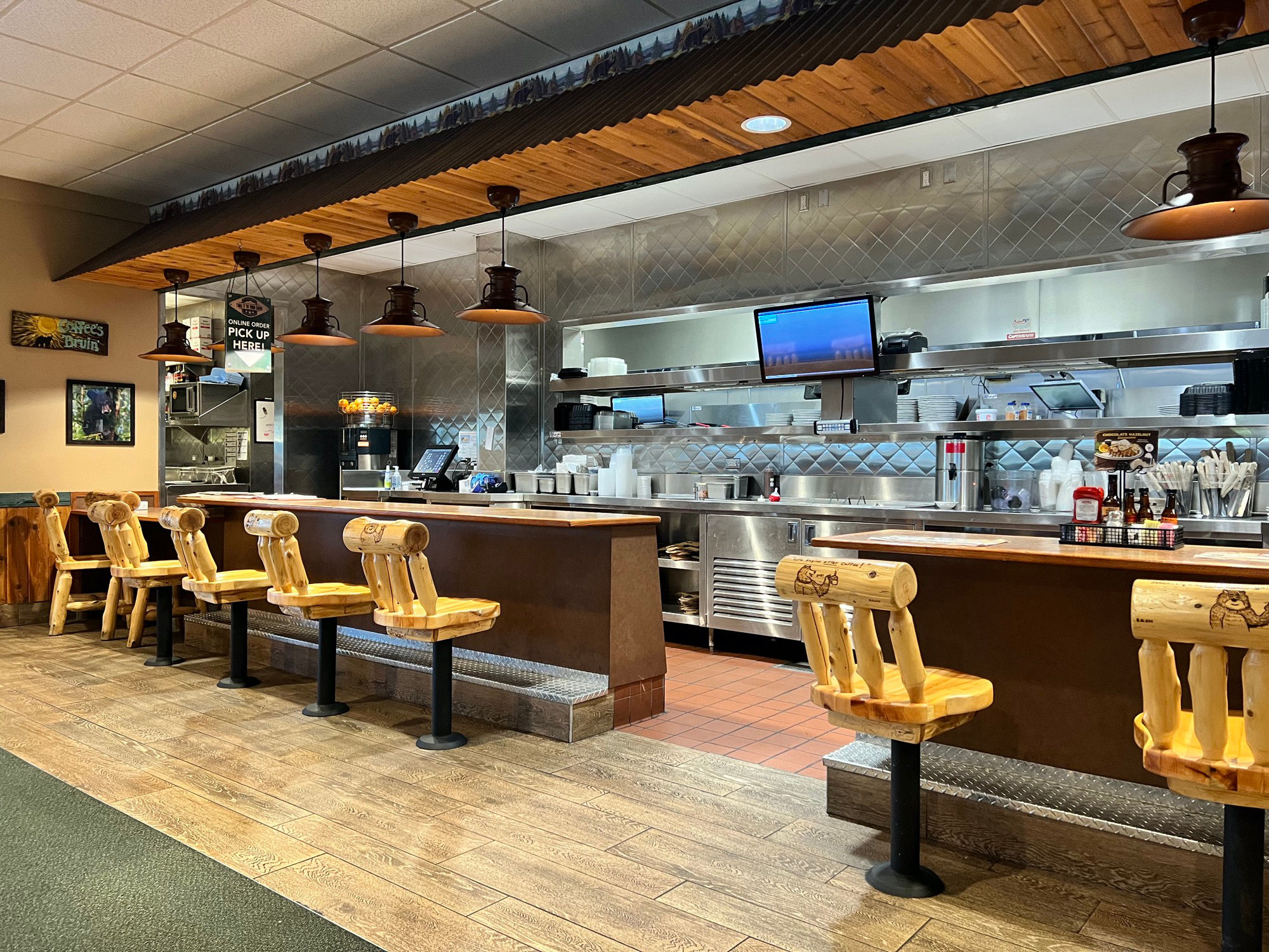 Counter Black Bear Diner Counter
