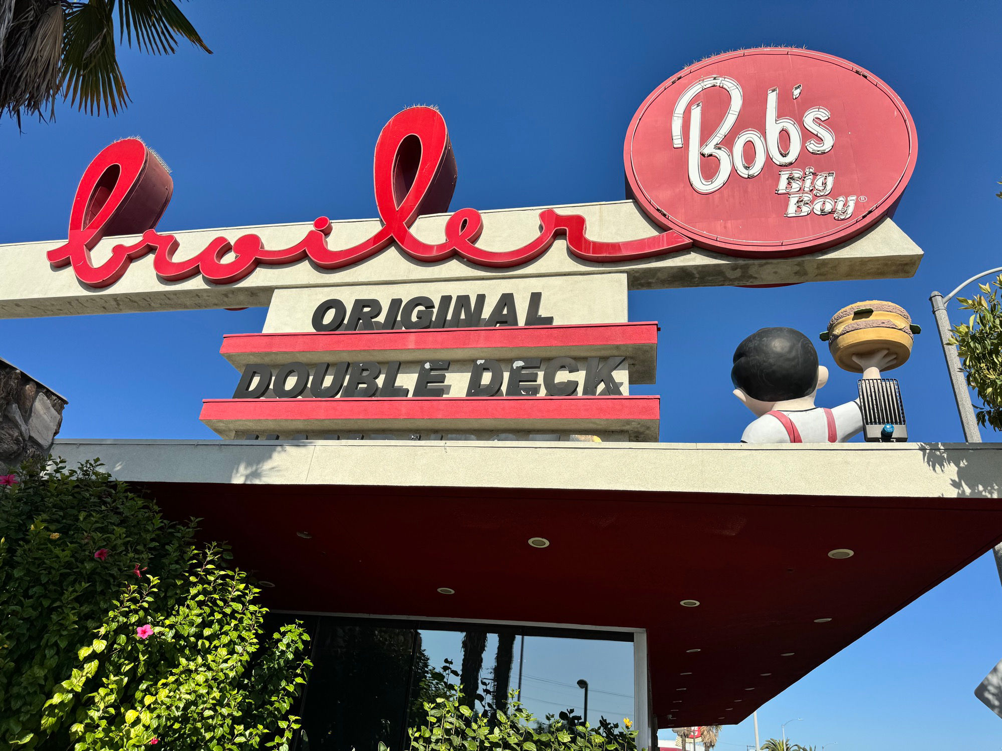 Bob's Big Boy Broiler