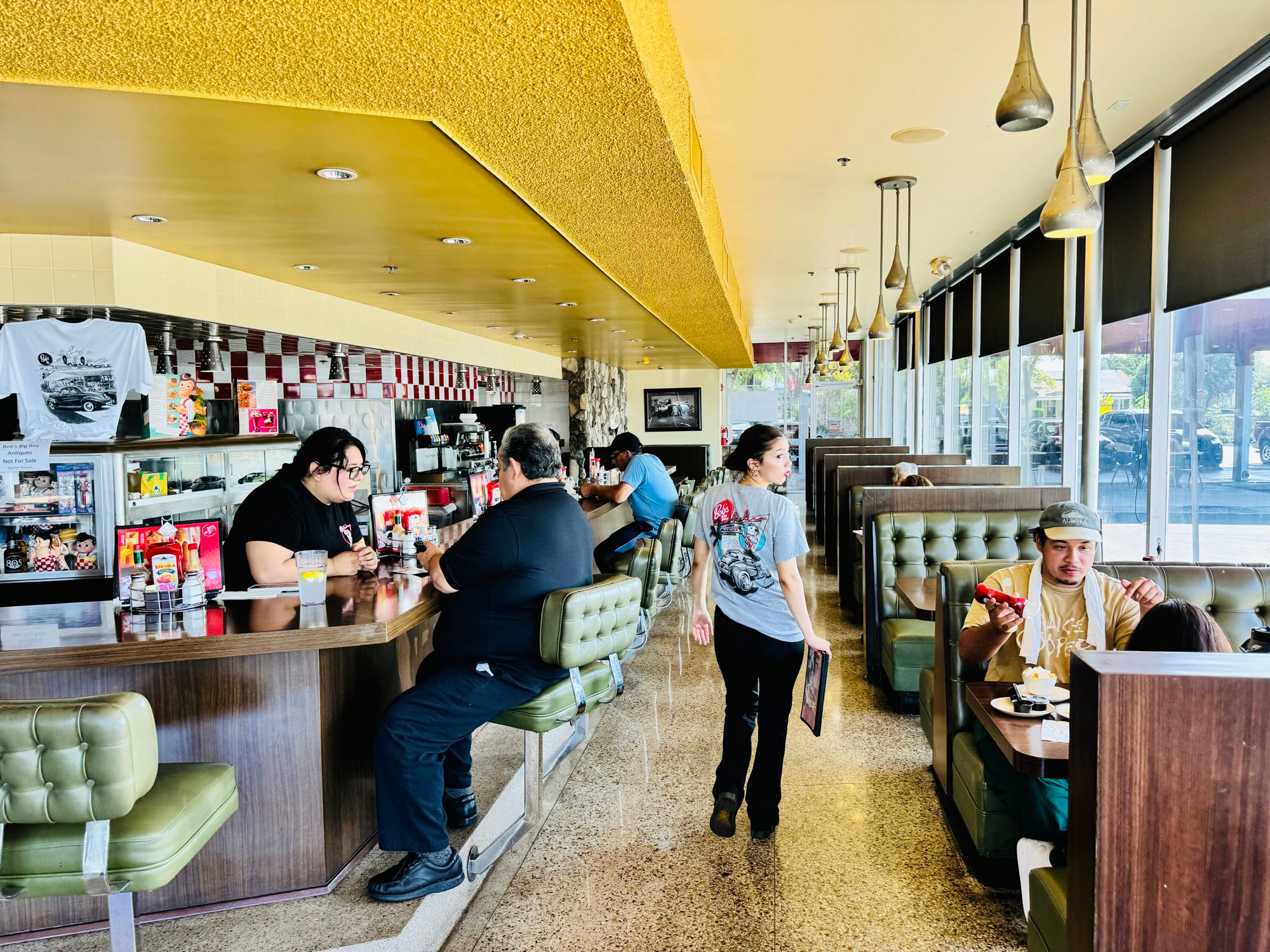 Bob's Big Boy Downey Booths