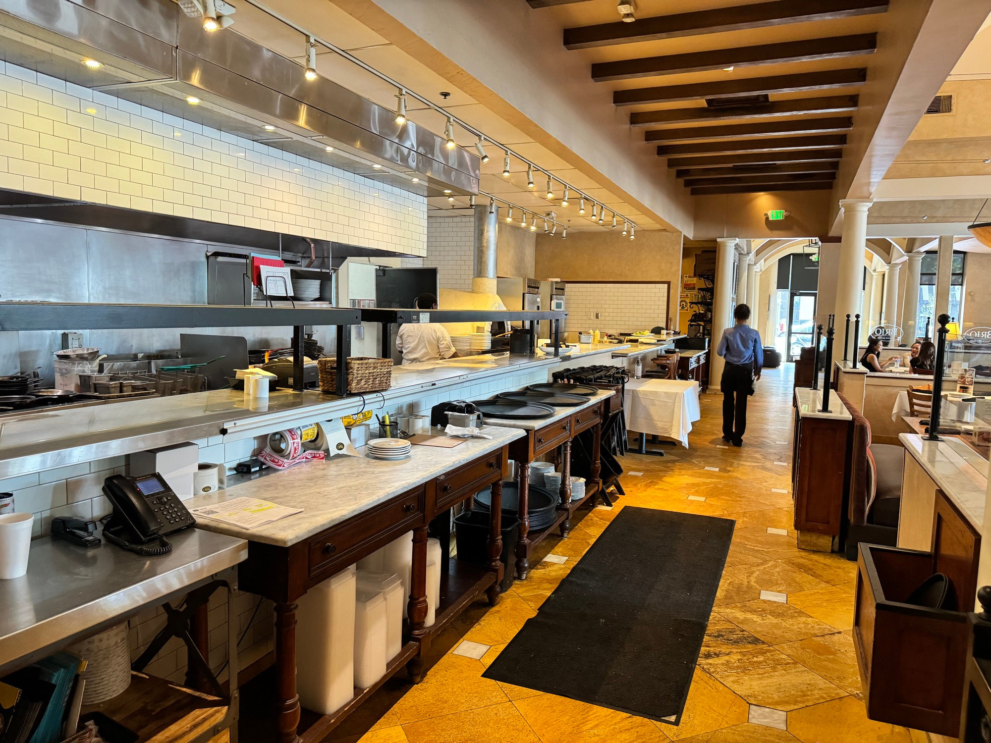 Brio Italian Grille Front of the House