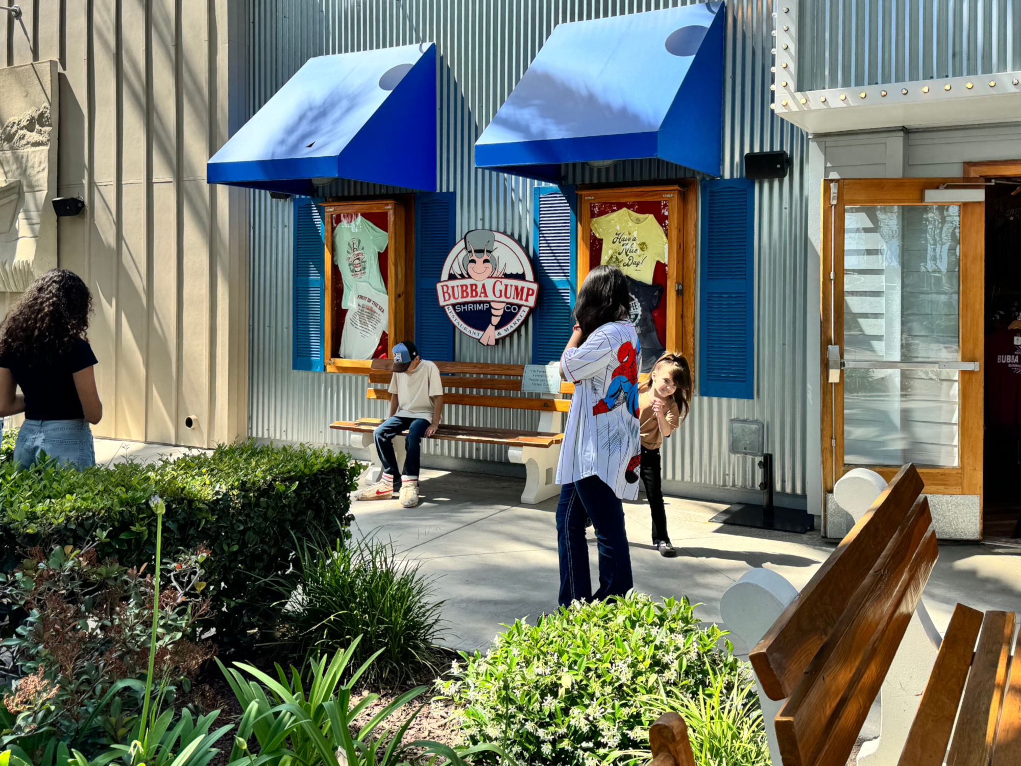 Bubba Gump Anaheim Bench