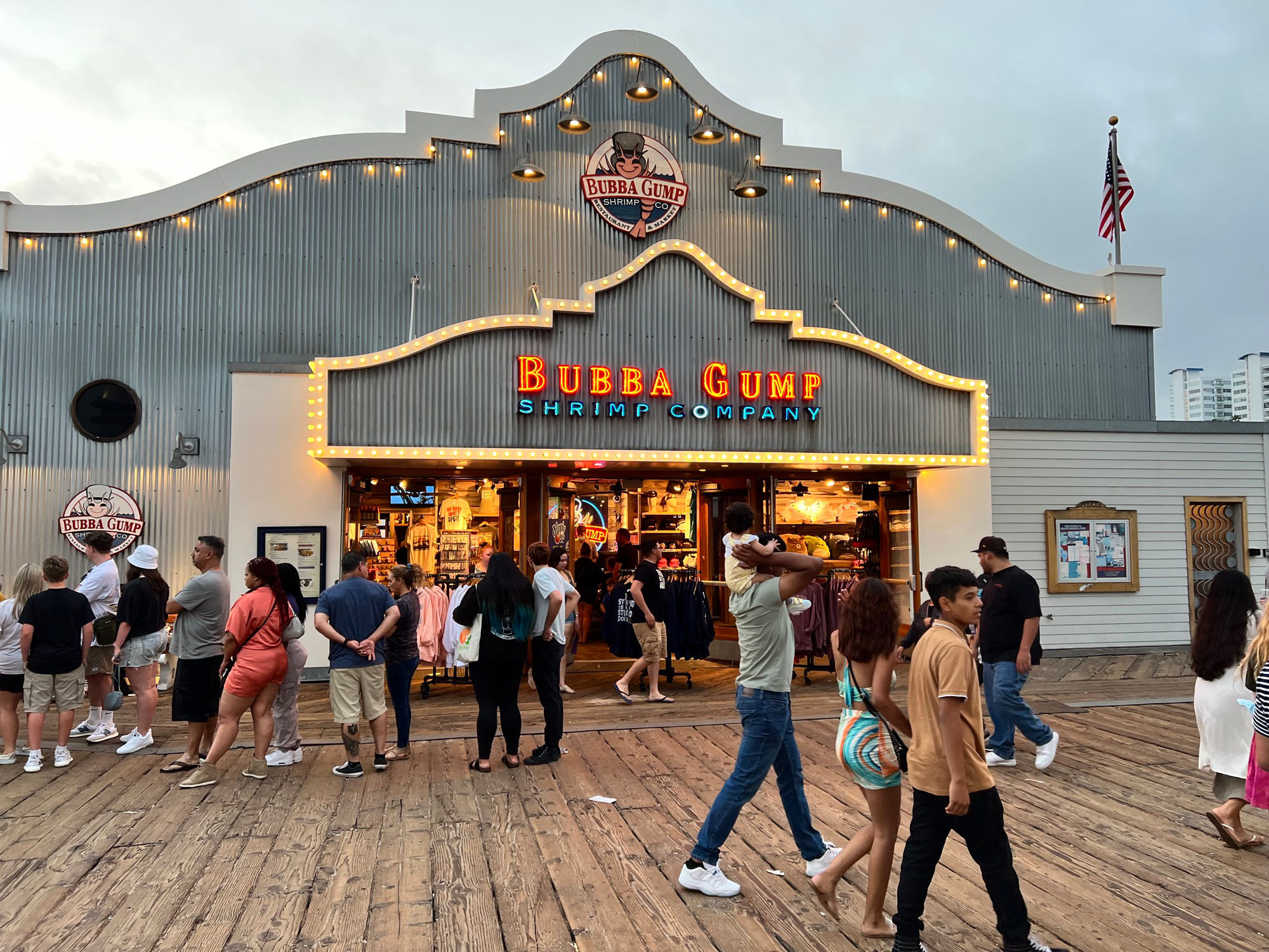 Bubba Gump Shrimp Co Waiting