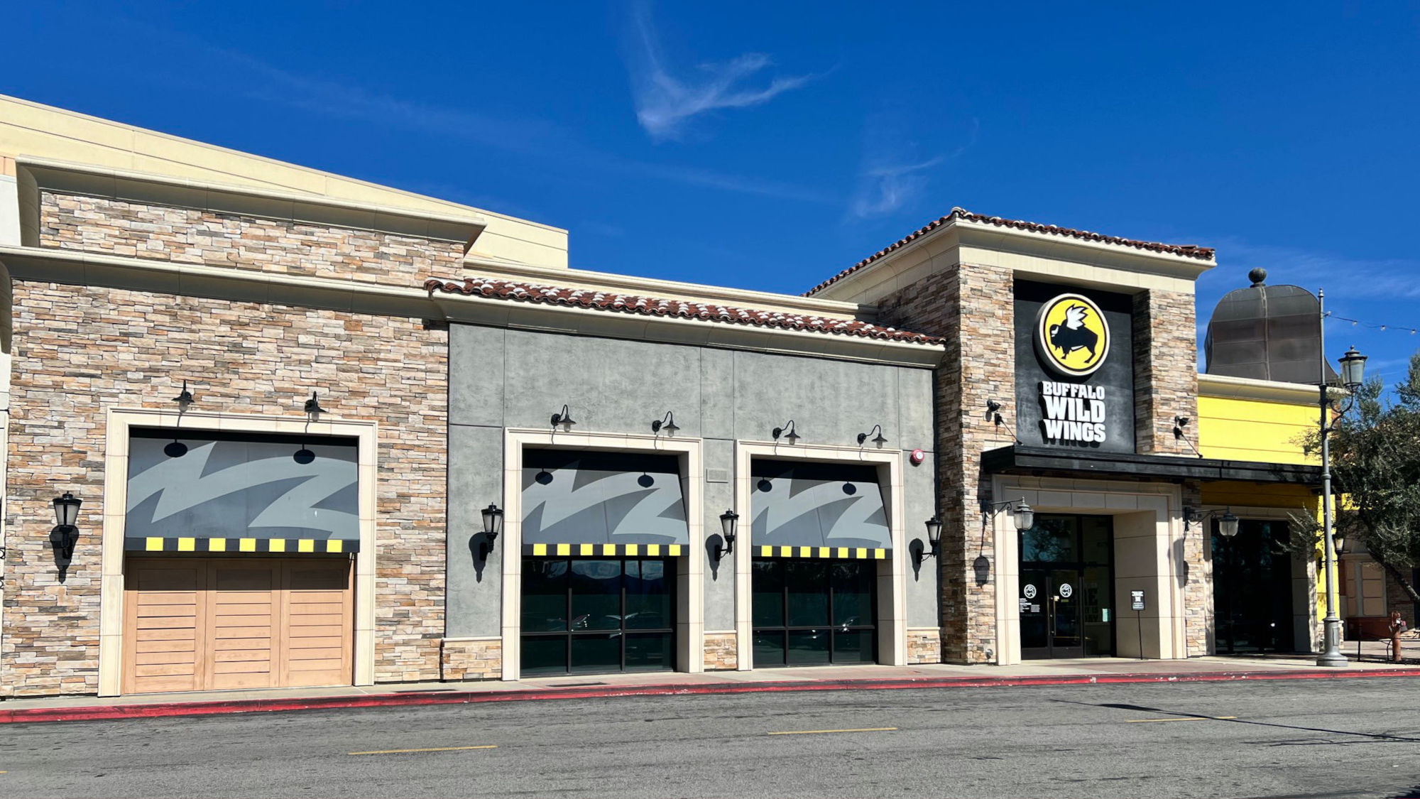 Buffalo Wild Wings GO