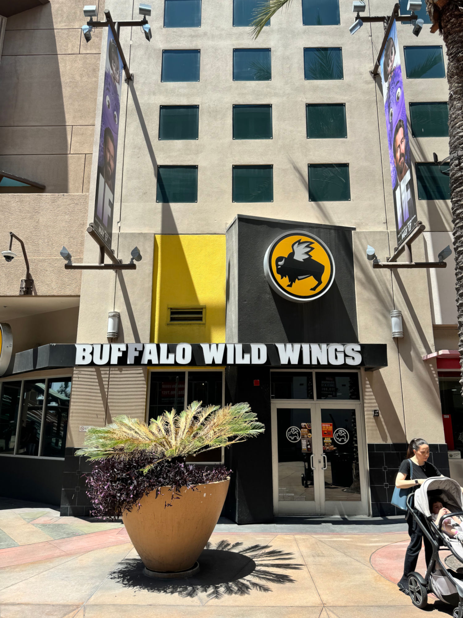 Burbank Buffalo Wild Wings Burbank