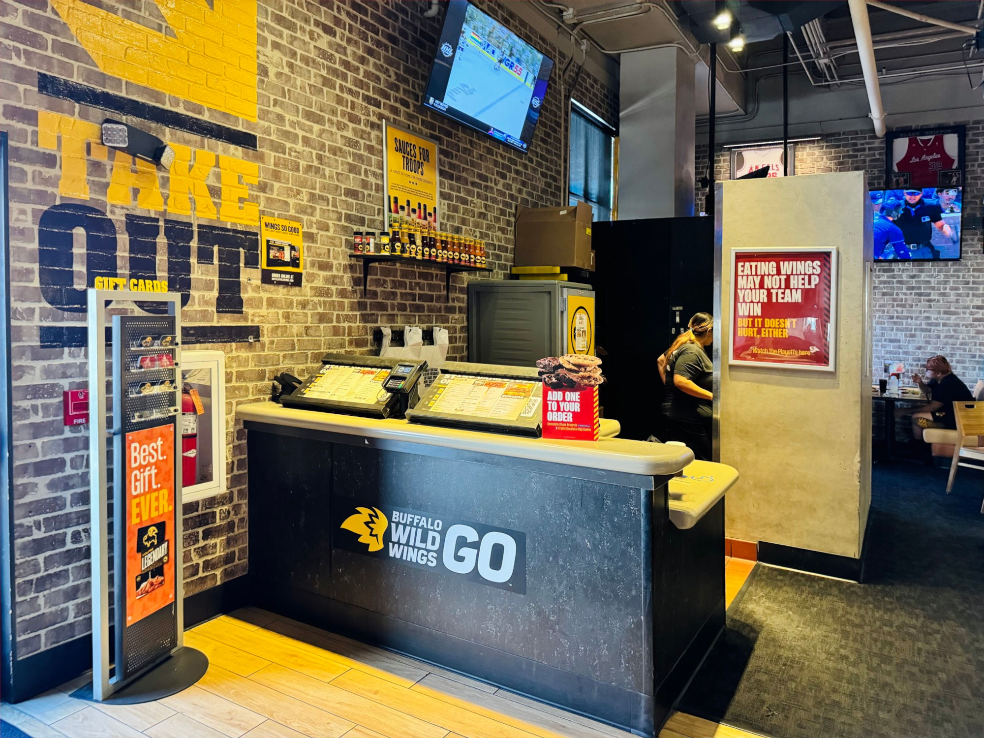 Northridge Buffalo Wild Wings GO Northridge