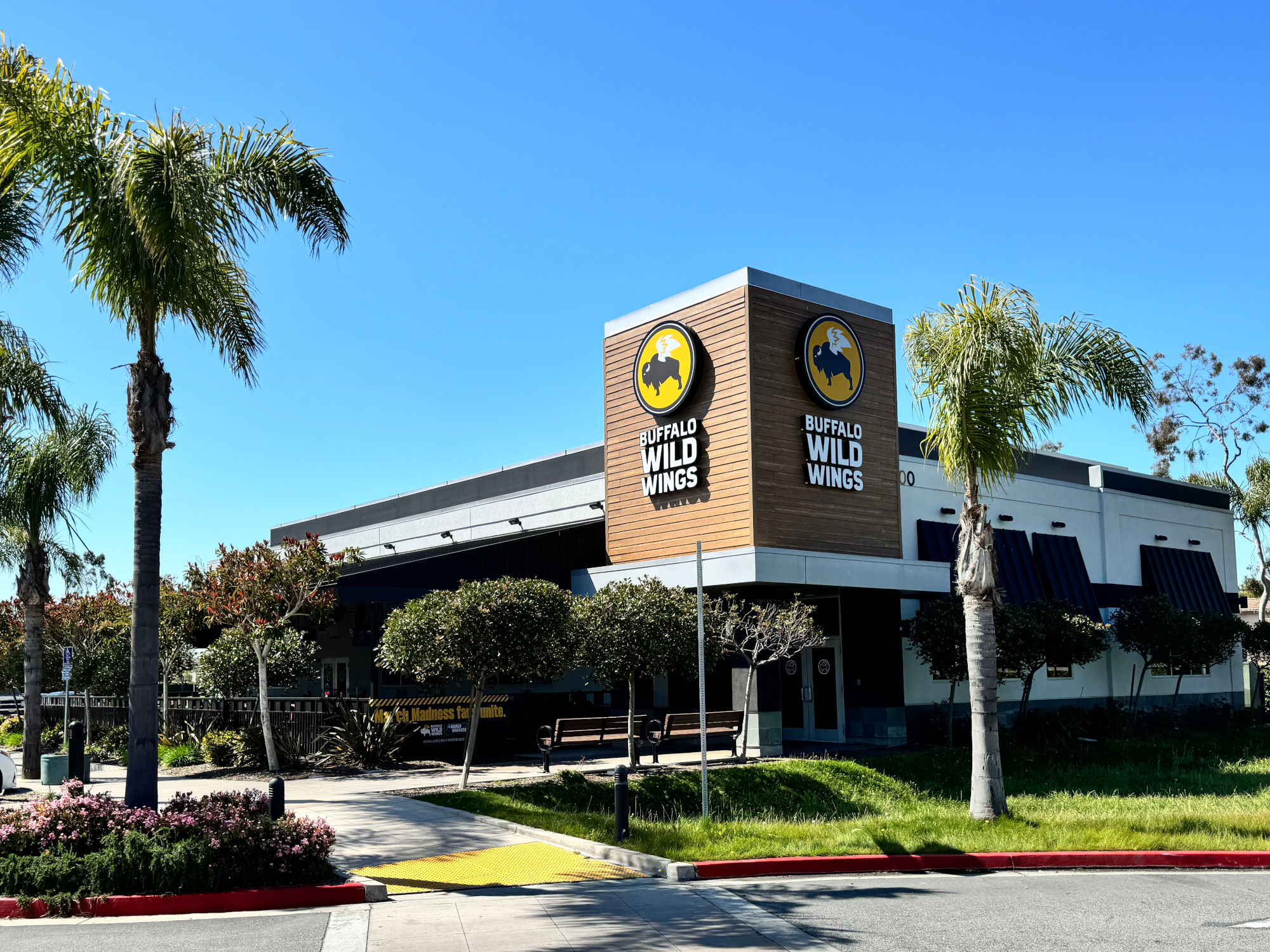 Buffalo Wild Wings Oxnard