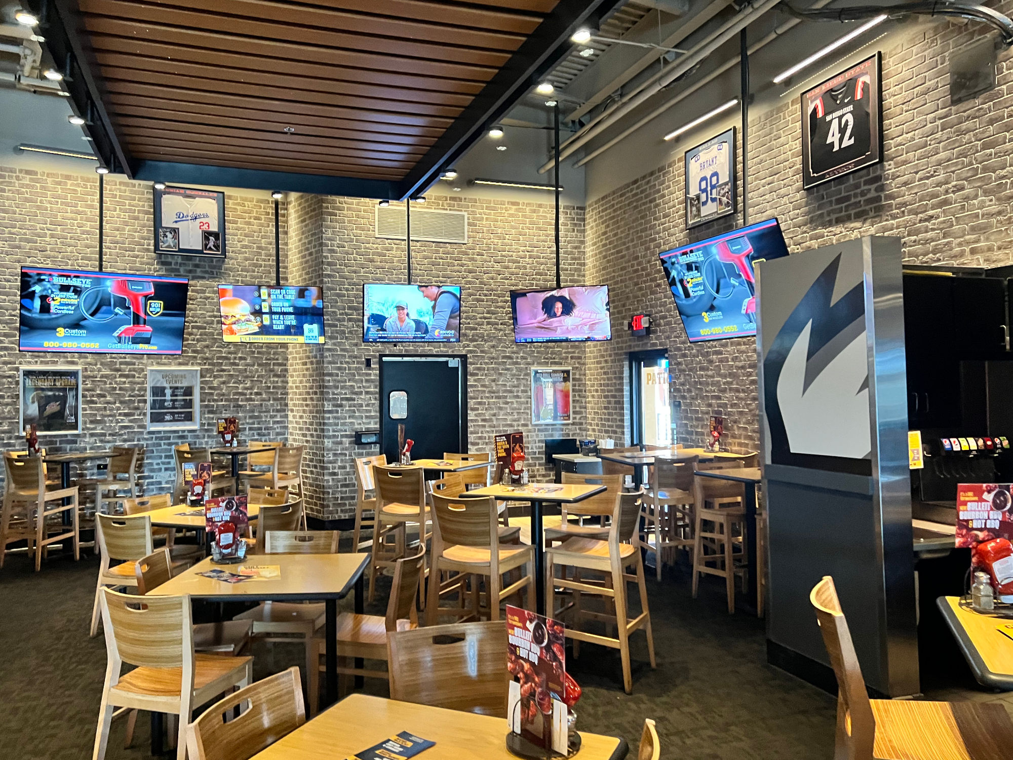 Buffalo Wild Wings Seating