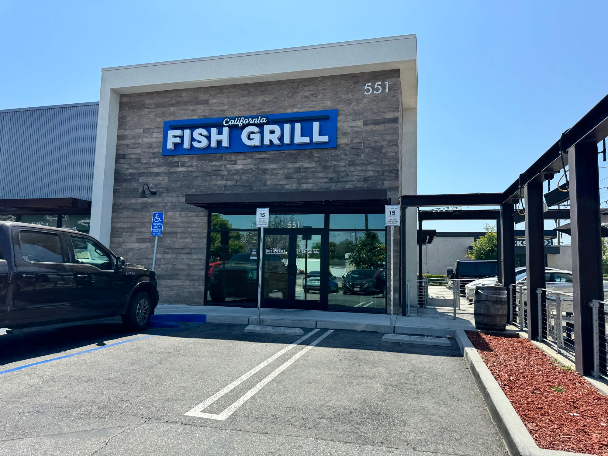 California Fish Grill Burbank Front