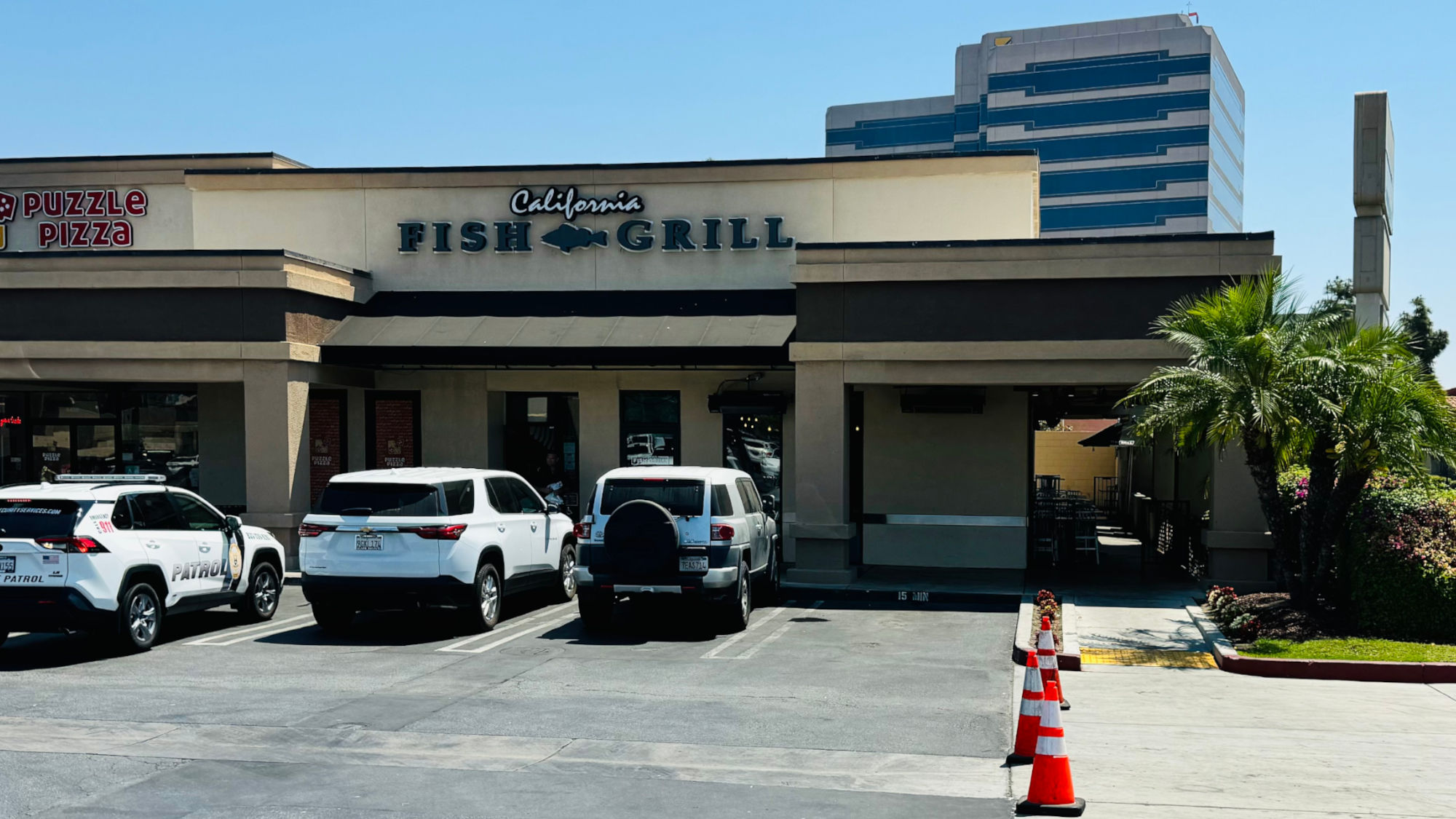 California Fish Grill Woodland Hills
