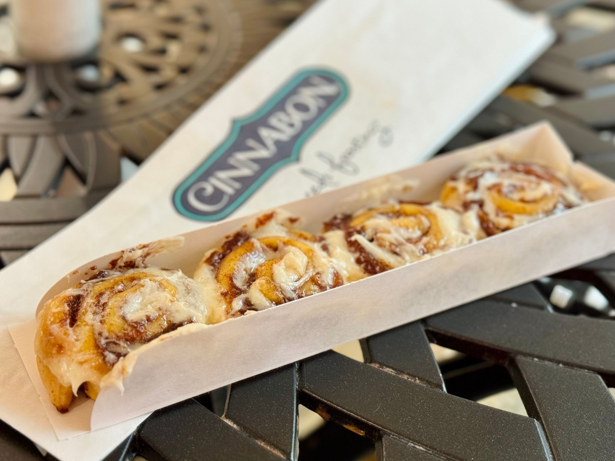 BonBites Cinnabon BonBites