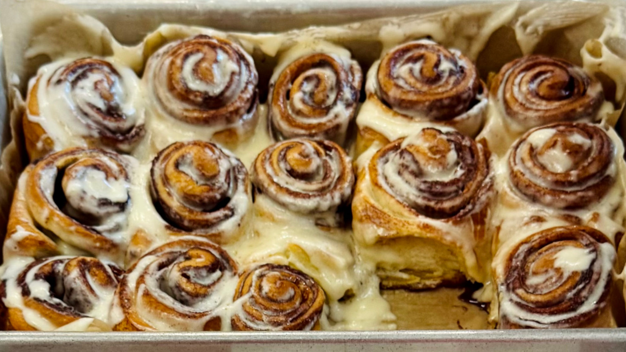 Minibons Display Cinnabon Minibons Display