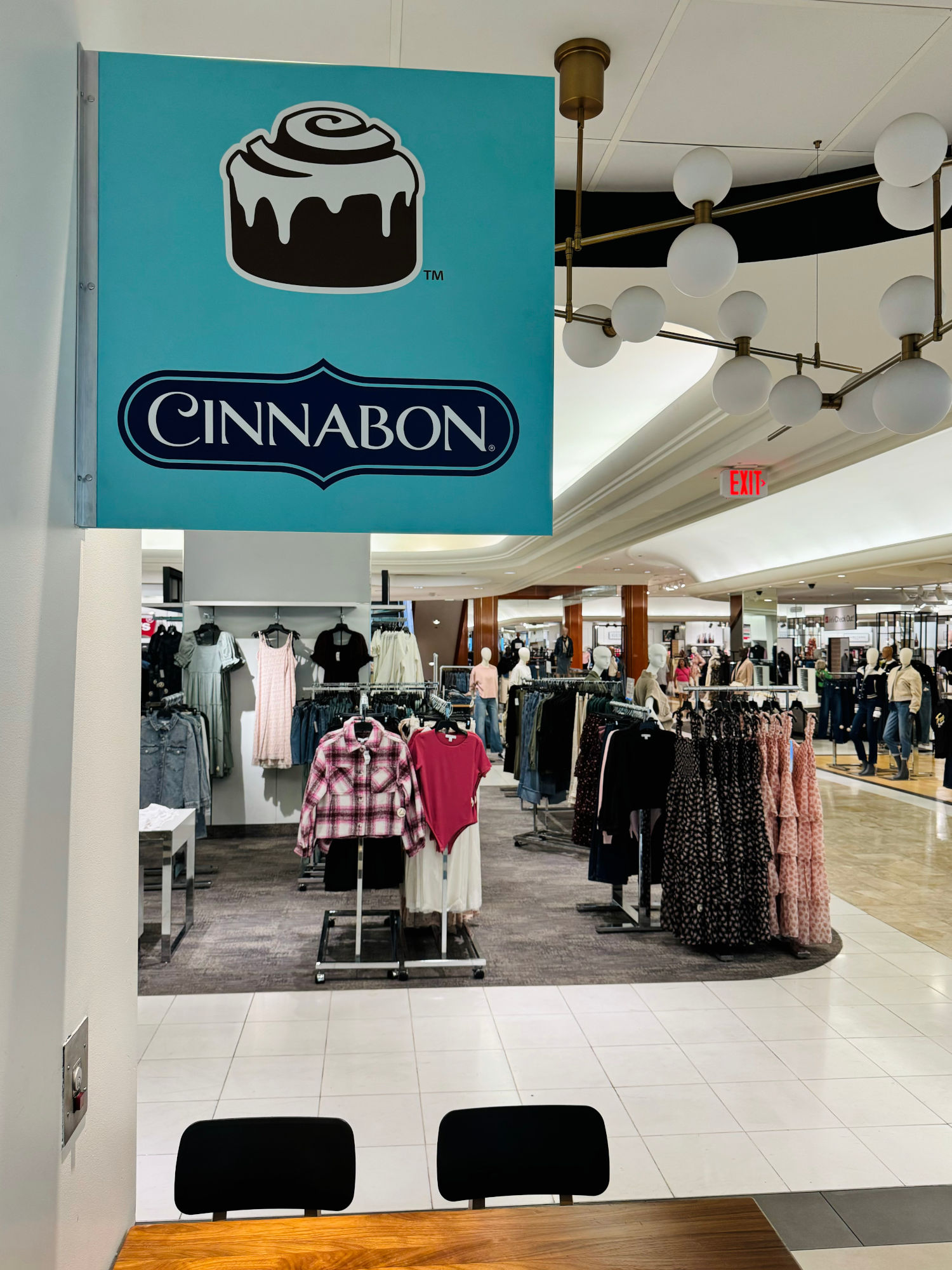 Sherman Oaks Macy's Sign Cinnabon Sherman Oaks Macy's Sign