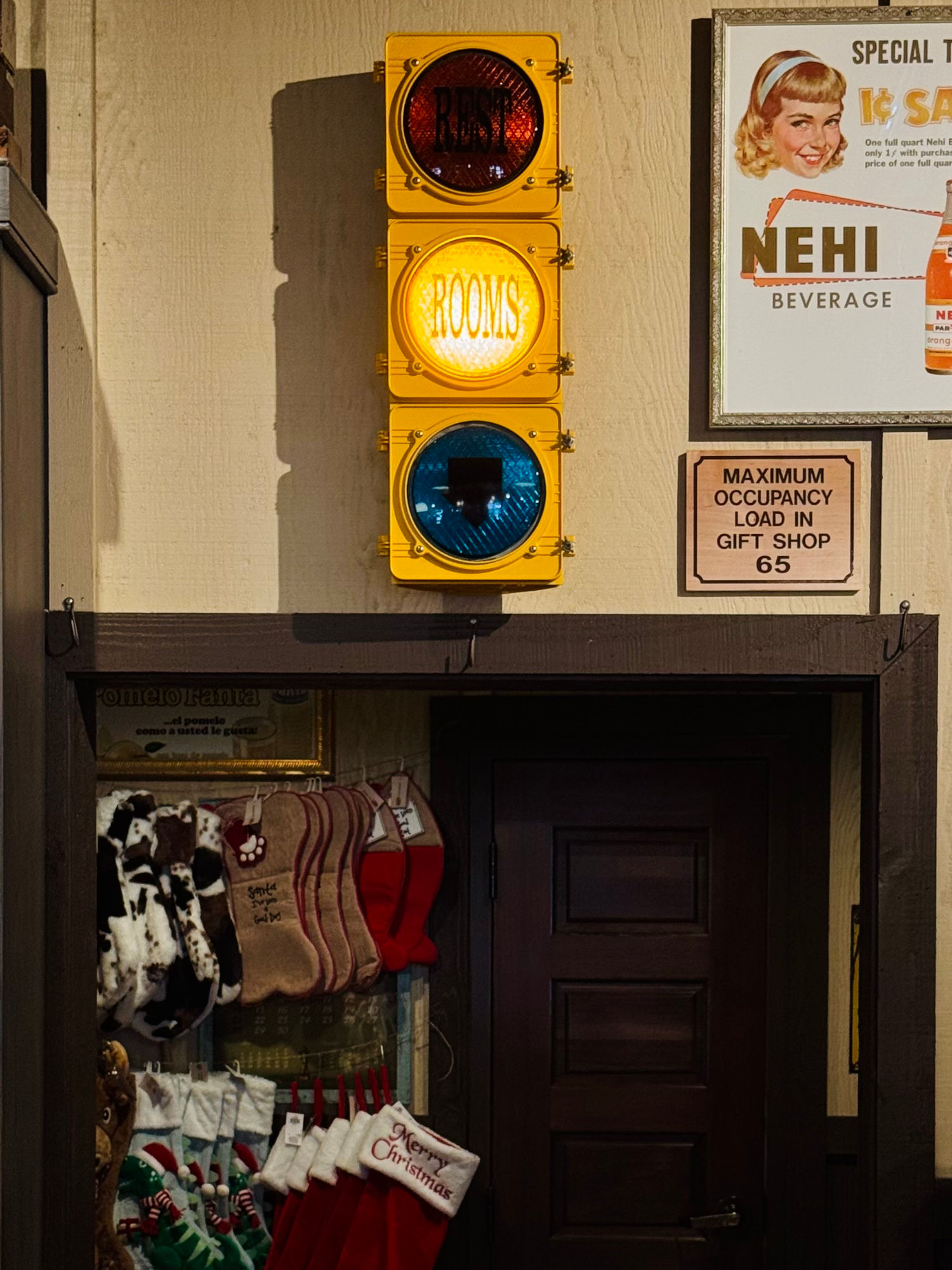 Rest Rooms Traffic Light Cracker Barrel Rest Rooms Traffic Light