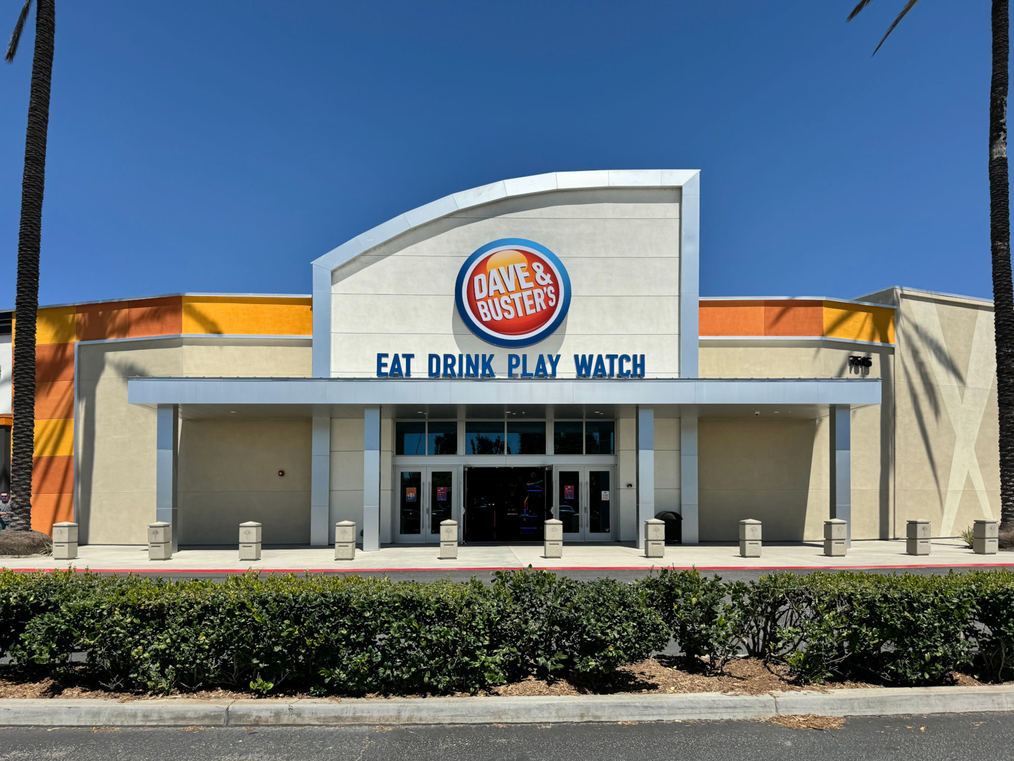 Dave & Buster's