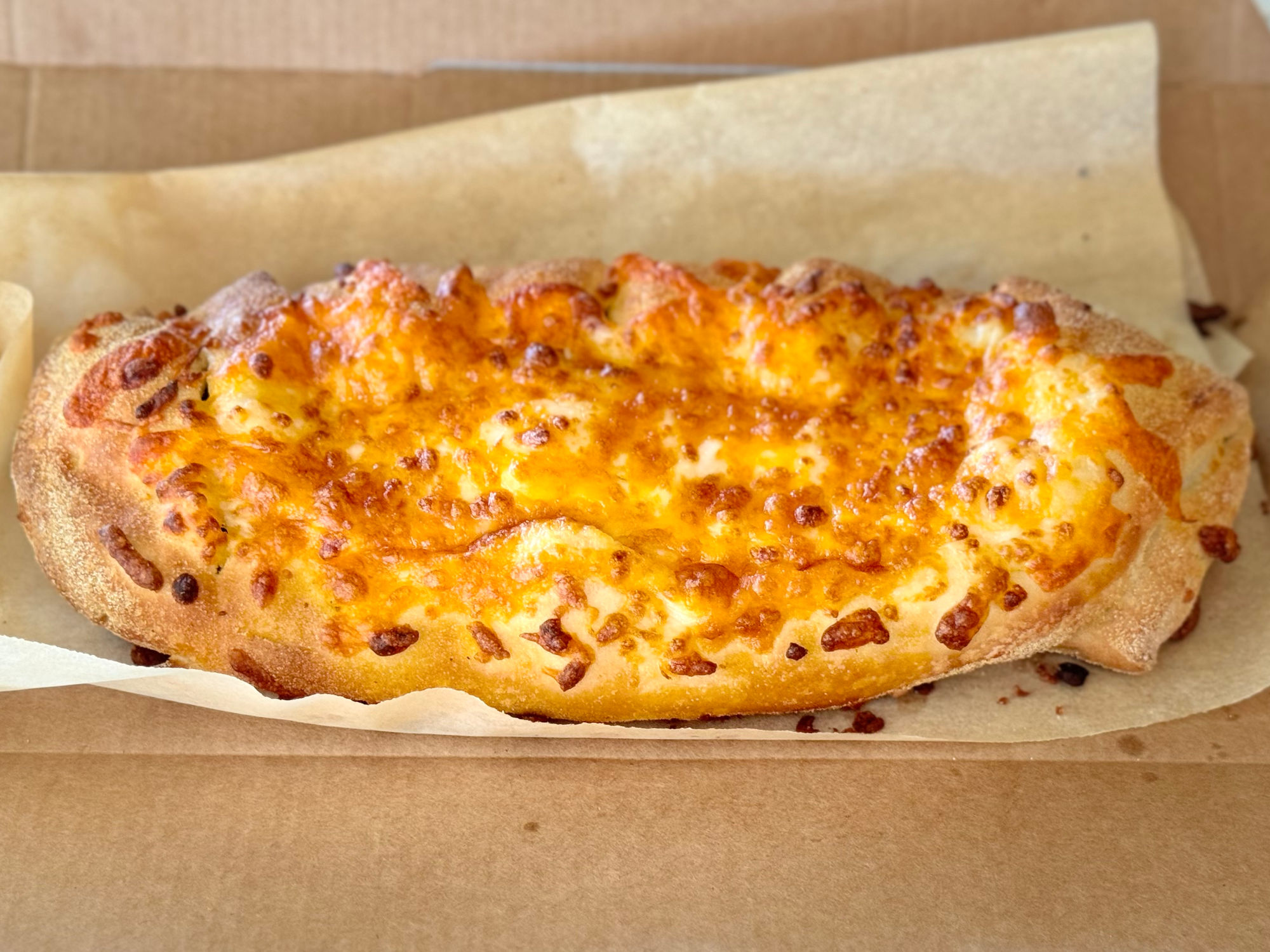 Domino's Bacon & Jalapeno Stuffed Cheesy Bread