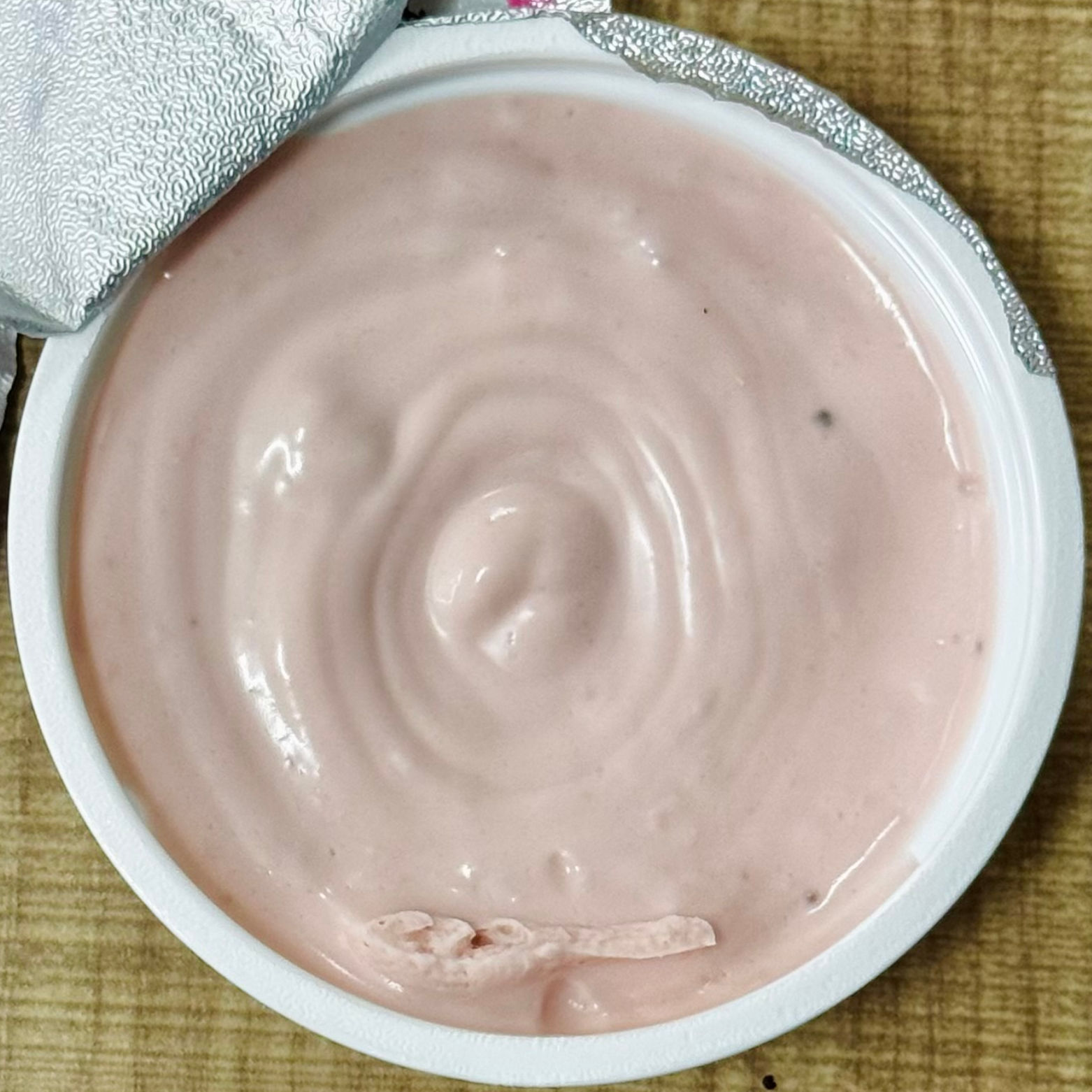 Dunkin' Cream Cheese Spread Strawberry